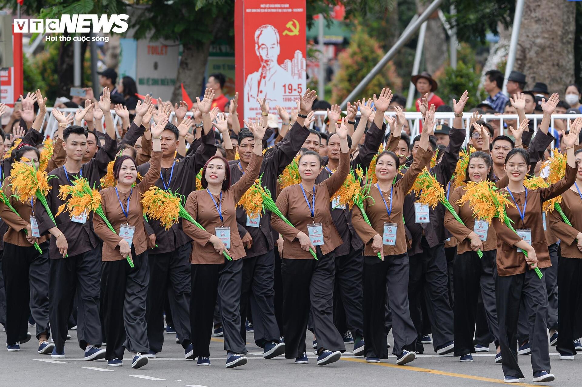 Hơn 3.000 người tham gia tổng duyệt diễu binh, diễu hành tại trung tâm Hải Phòng - 12