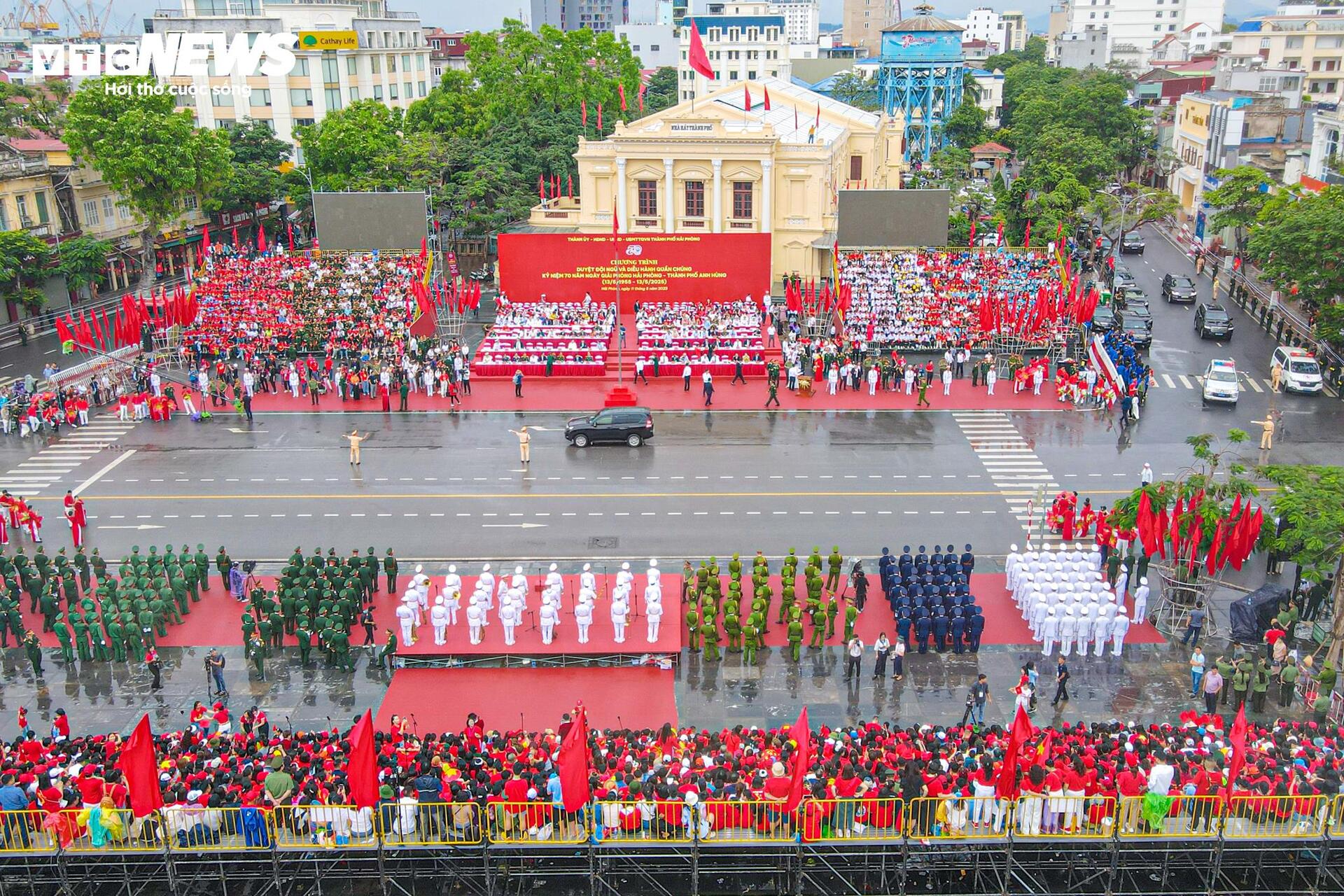 Dàn mô tô 'khủng' tham gia diễu hành, mừng 70 năm Giải phóng Hải Phòng - 1