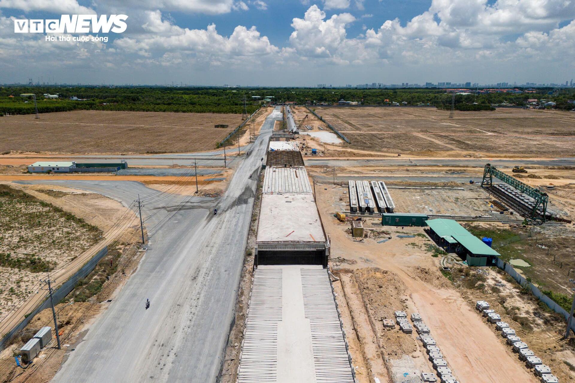 Cận cảnh các tuyến đường kết nối TP.HCM với Bà Rịa - Vũng Tàu trước sáp nhập - 9