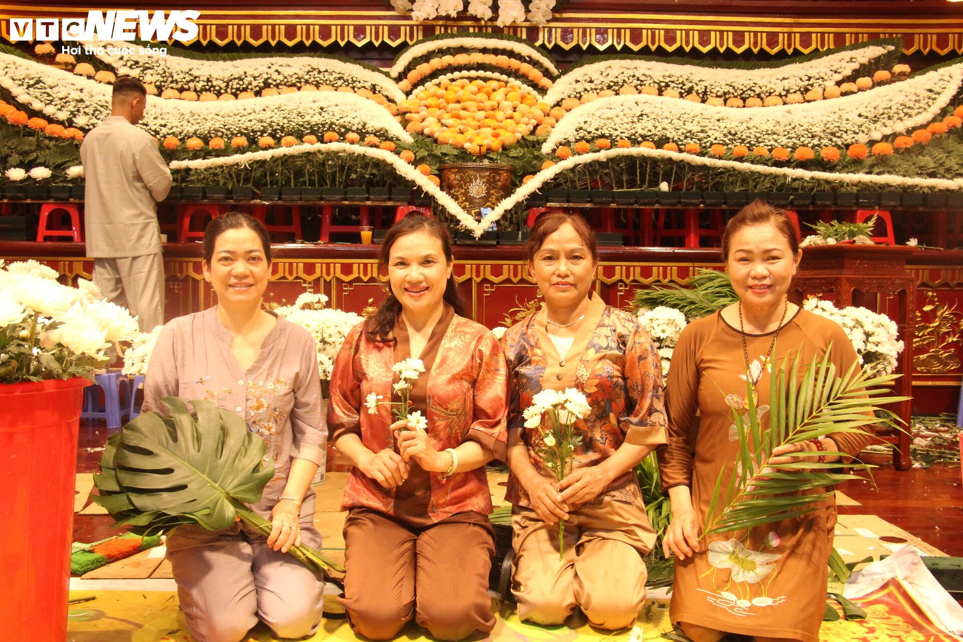Cung Trúc Lâm Yên Tử trước giờ cung rước, chiêm bái xá lợi Phật - 21