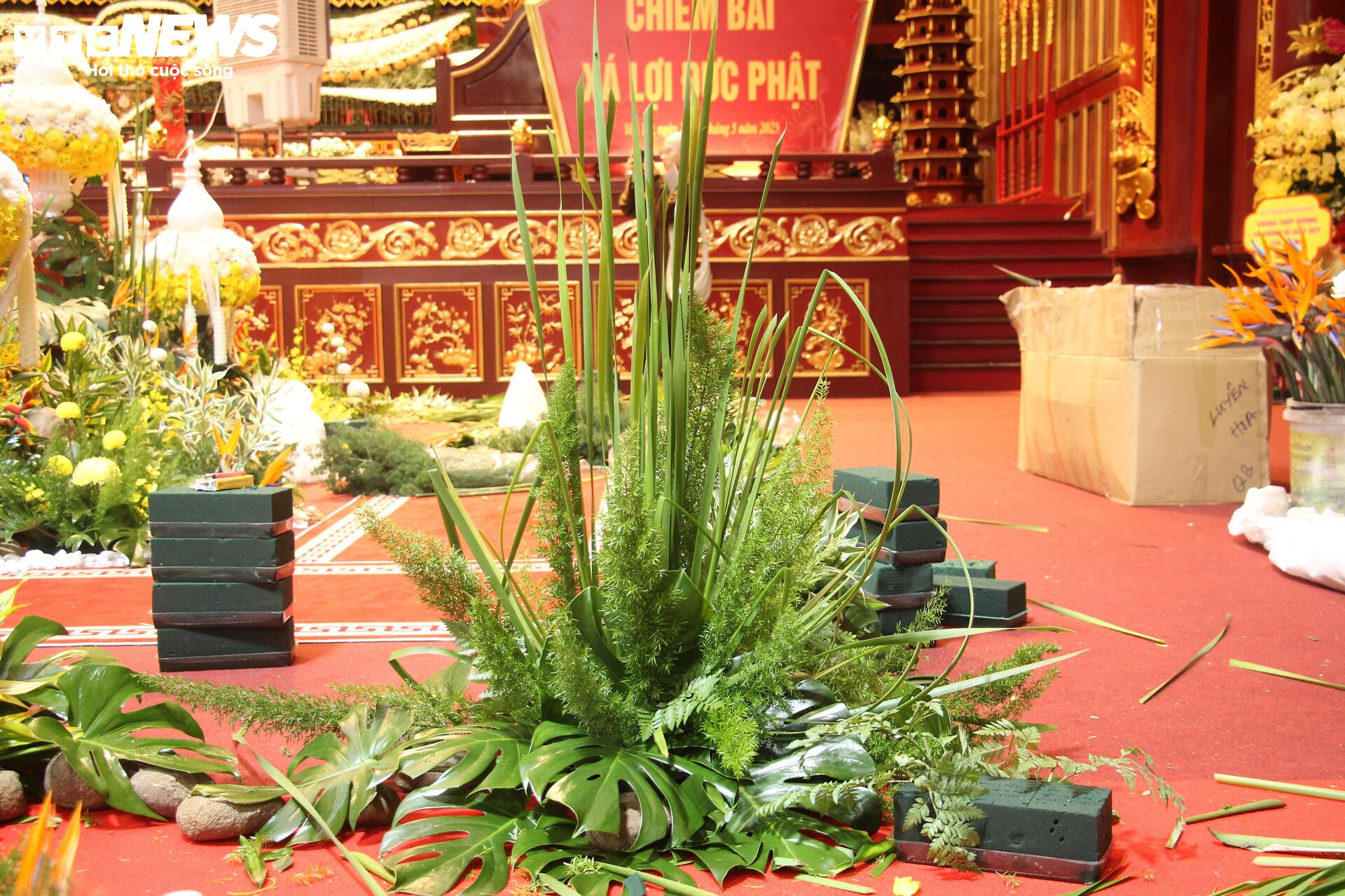 Cung Trúc Lâm Yên Tử trước giờ cung rước, chiêm bái xá lợi Phật - 13
