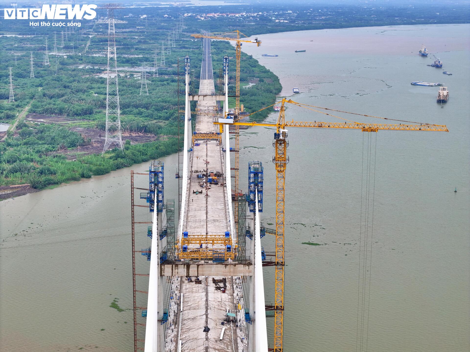 Diện mạo hai cầu dây văng tĩnh không cao nhất Việt Nam sau 10 năm khởi công - 3
