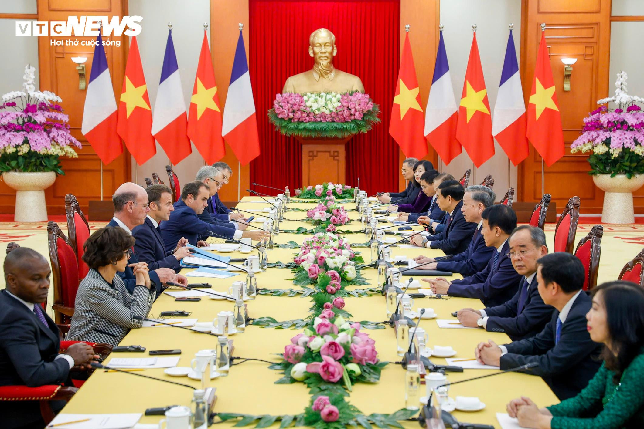 Tổng Bí thư Tô Lâm tiếp Tổng thống Pháp Emmanuel Macron - 5