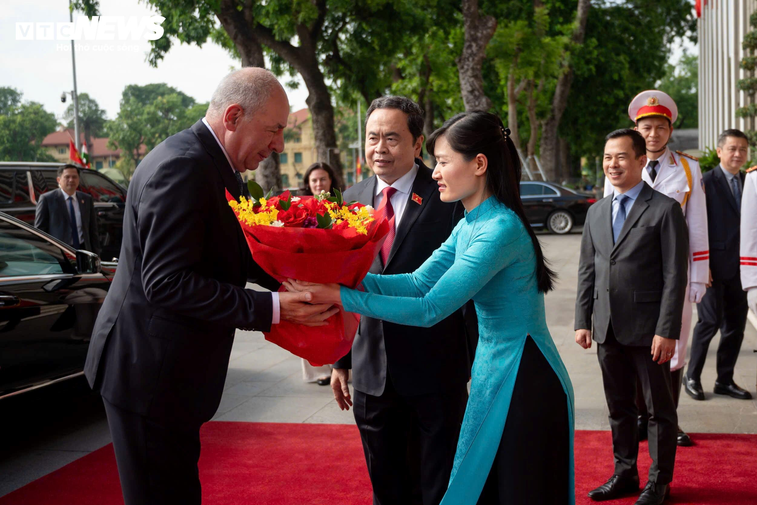 Chủ tịch Quốc hội Trần Thanh Mẫn hội kiến Tổng thống Hungary Sulyok Tamas - 1