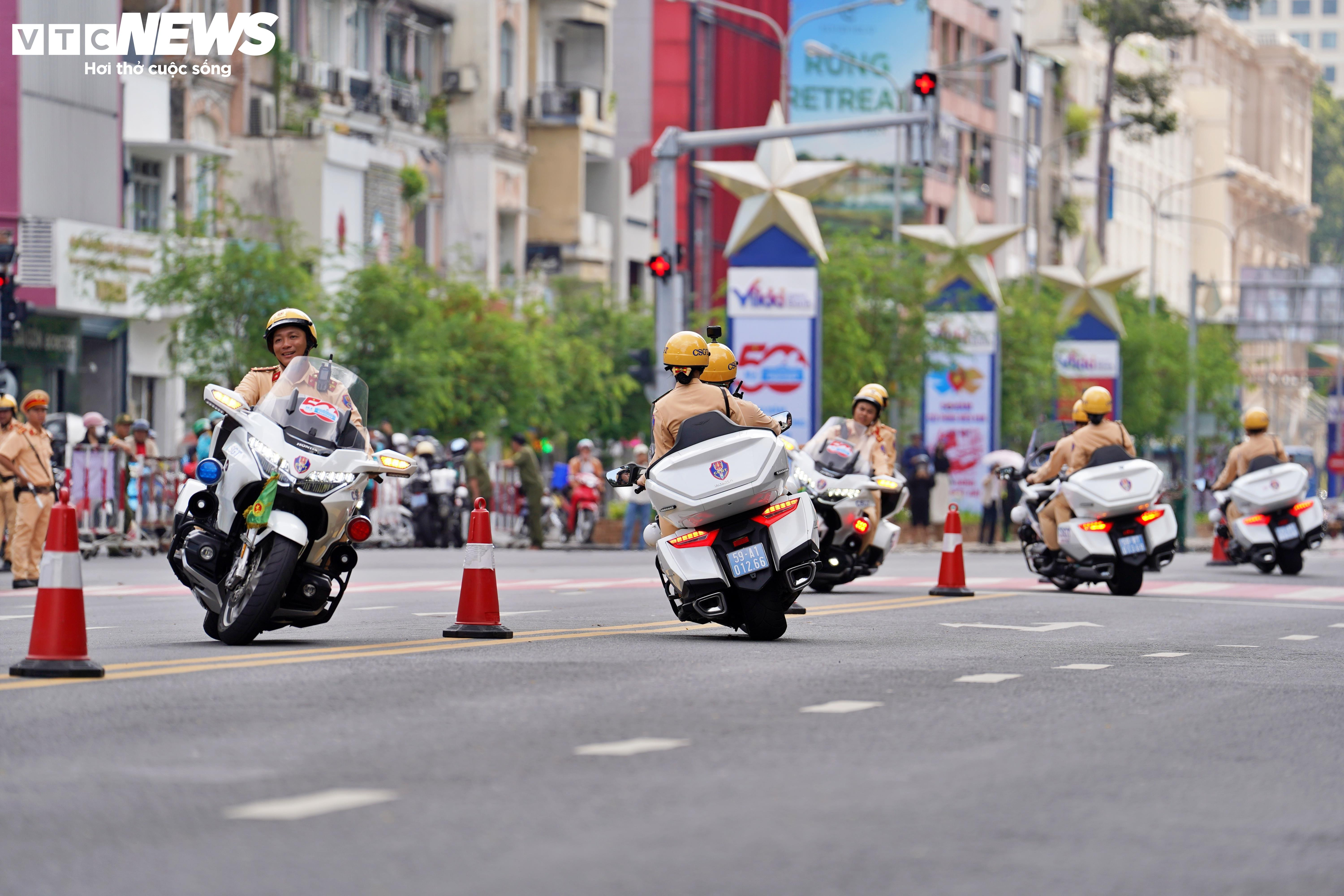 Xem diễn tập tình huống bảo vệ nguyên thủ - 15