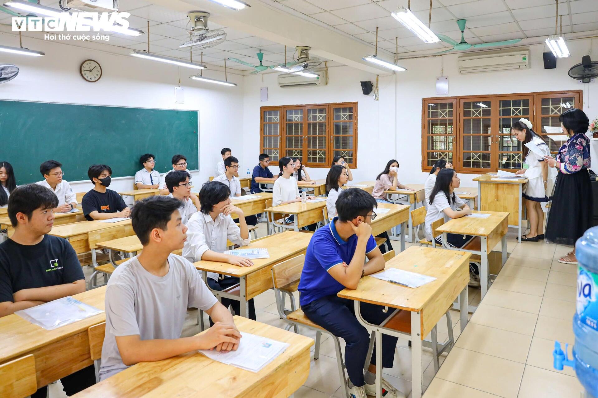 Sĩ tử Hà Nội bước vào kỳ thi lớp 10 căng thẳng nhất cả nước - 20