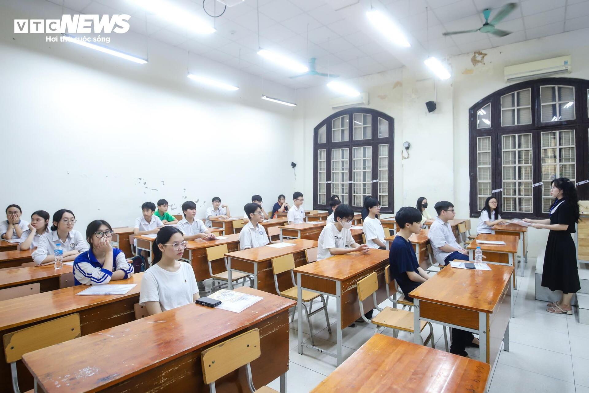 Sĩ tử Hà Nội bước vào kỳ thi lớp 10 căng thẳng nhất cả nước - 9