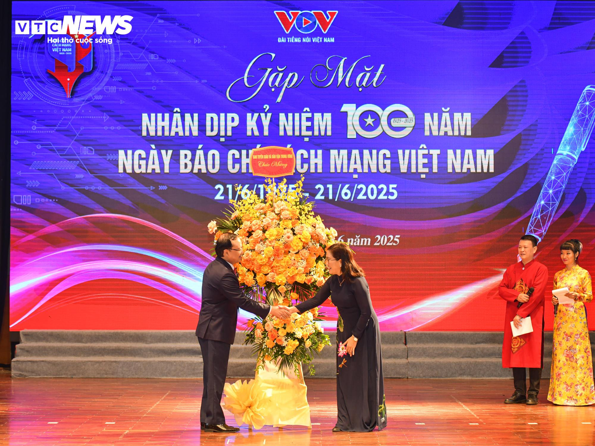 VOV tri ân các thế hệ nhà báo kỷ niệm 100 năm Ngày Báo chí Cách mạng Việt Nam - 3