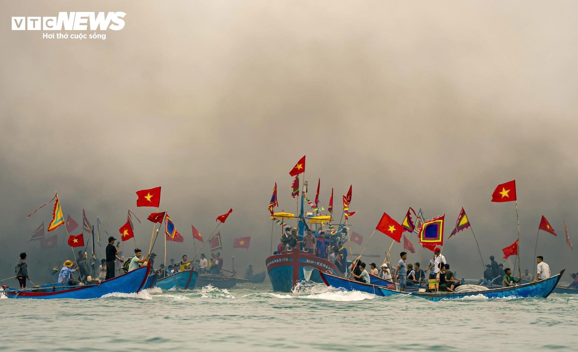 Lễ hội cầu ngư tại Bình Định: Nét đẹp tâm linh bên sóng nước - 2
