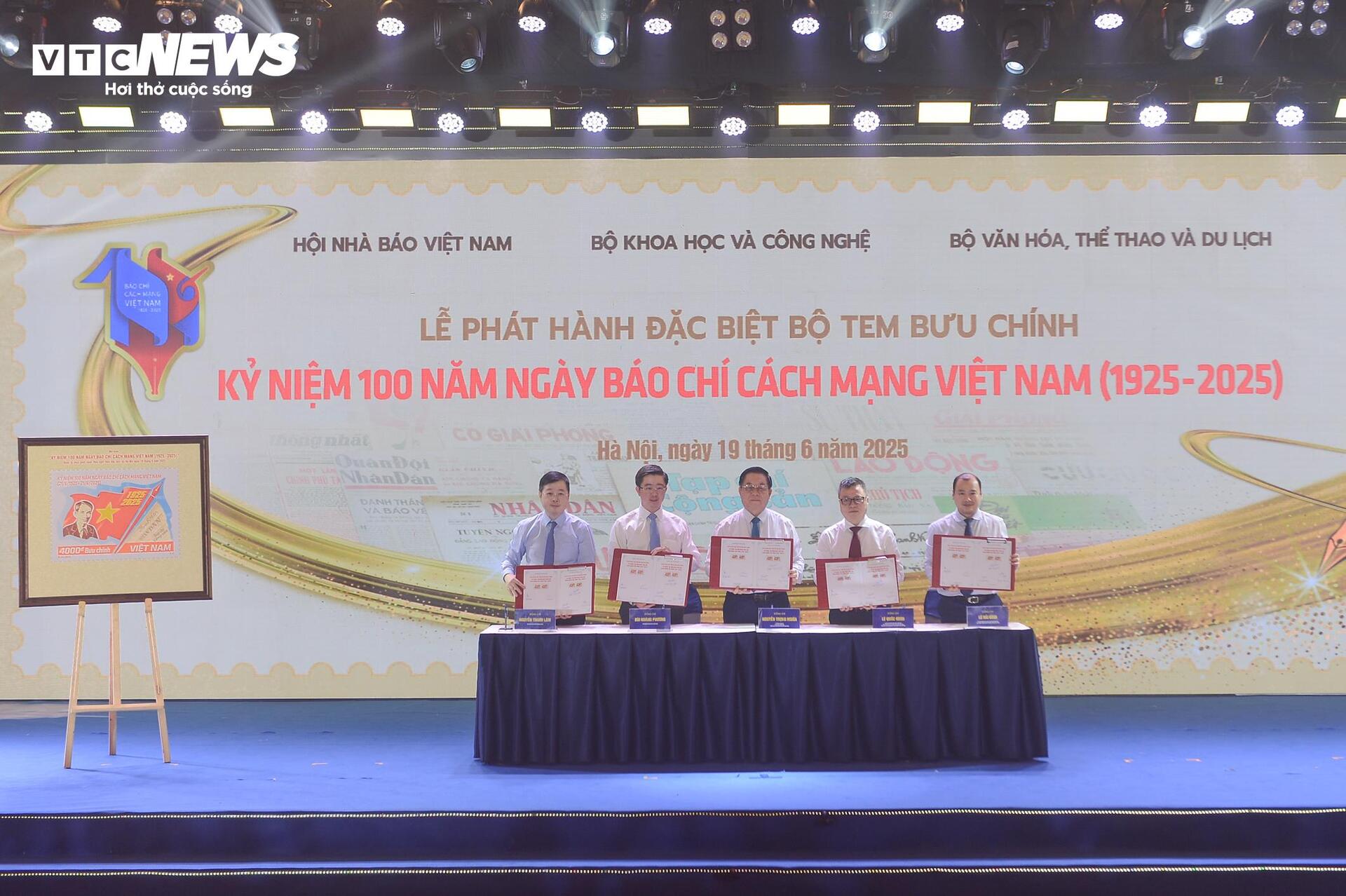 Toàn cảnh lễ khai mạc Hội Báo toàn quốc 2025 - 6