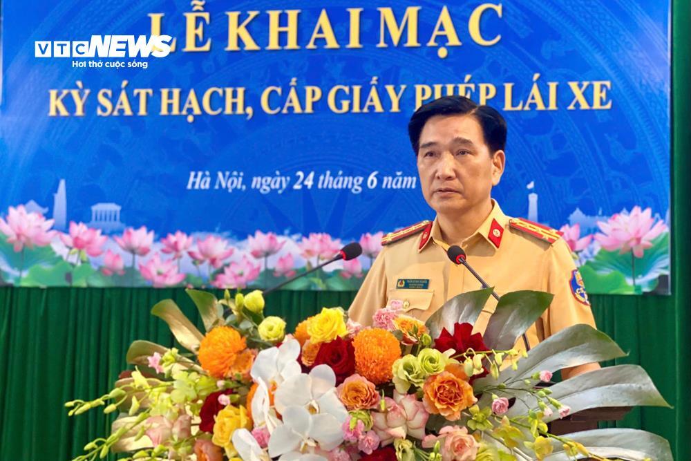 Công an Hà Nội tổ chức kỳ sát hạch lái xe đầu tiên cho gần 100 học viên - 3