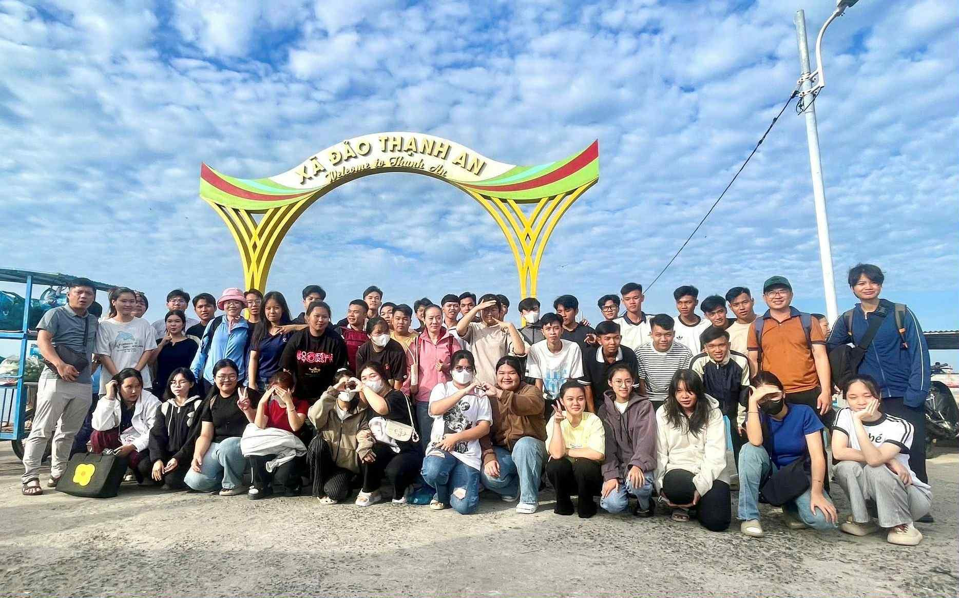 Hơn 1,16 triệu thí sinh bước vào kỳ thi tốt nghiệp THPT lịch sử - 34