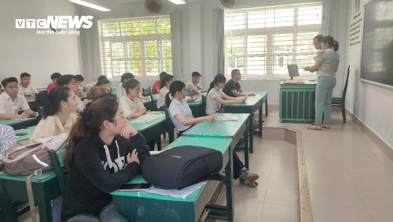 Hơn 1,16 triệu thí sinh bước vào kỳ thi tốt nghiệp THPT lịch sử - 22