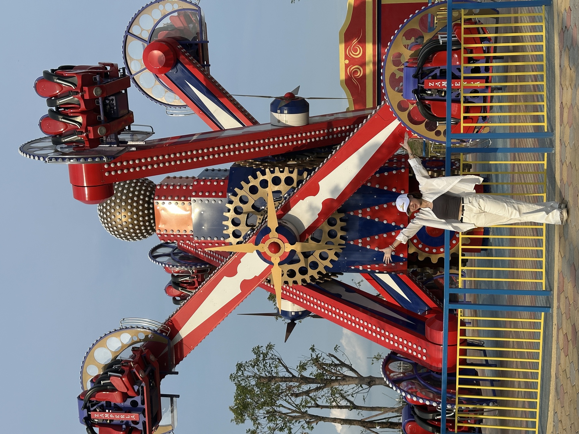 Descubra el parque de atracciones y zoológico más grande del norte en Hai Phong - 26