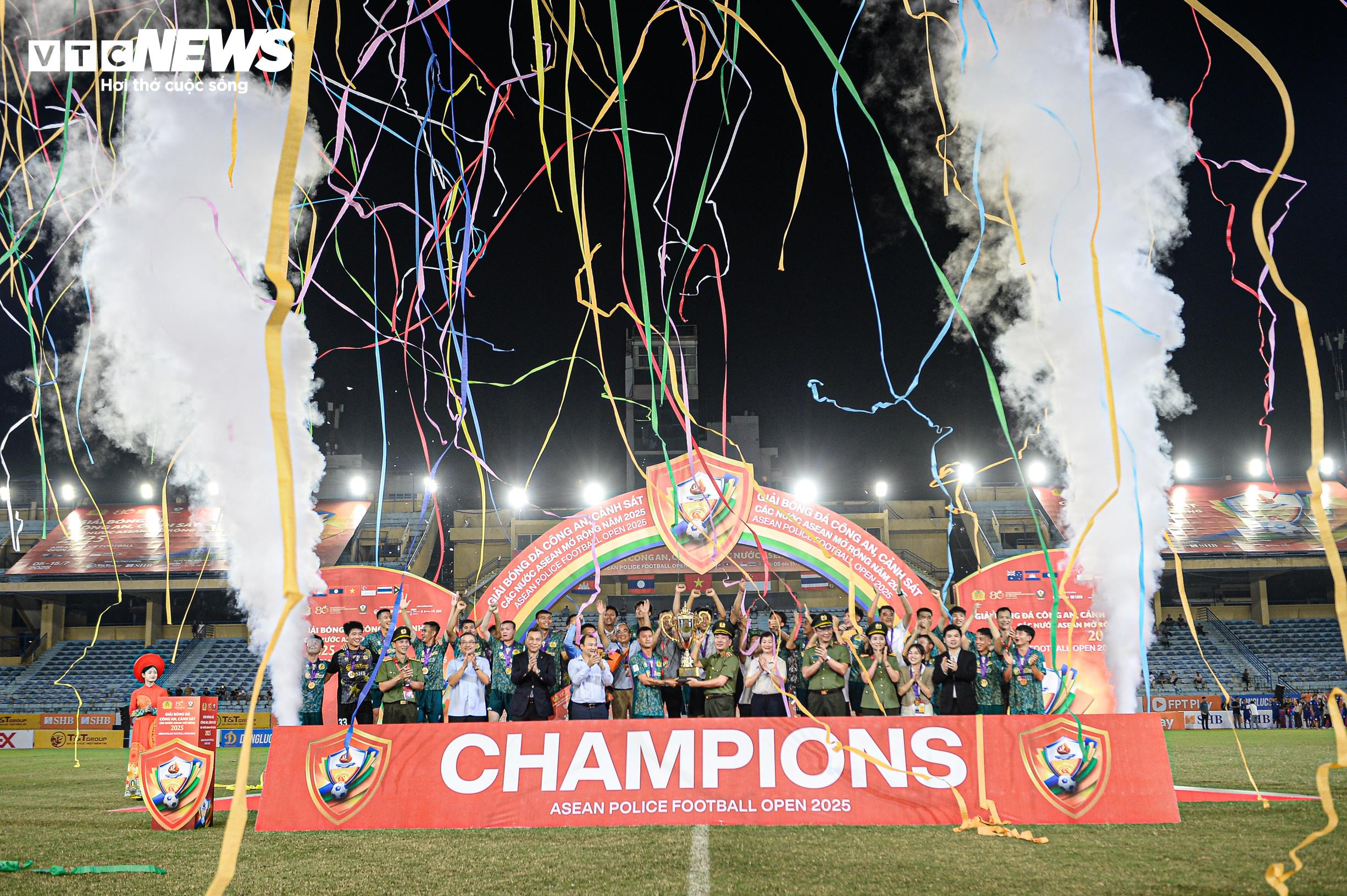 CAND Việt Nam II vô địch giải bóng đá Công an, Cảnh sát ASEAN mở rộng 2025 - 13