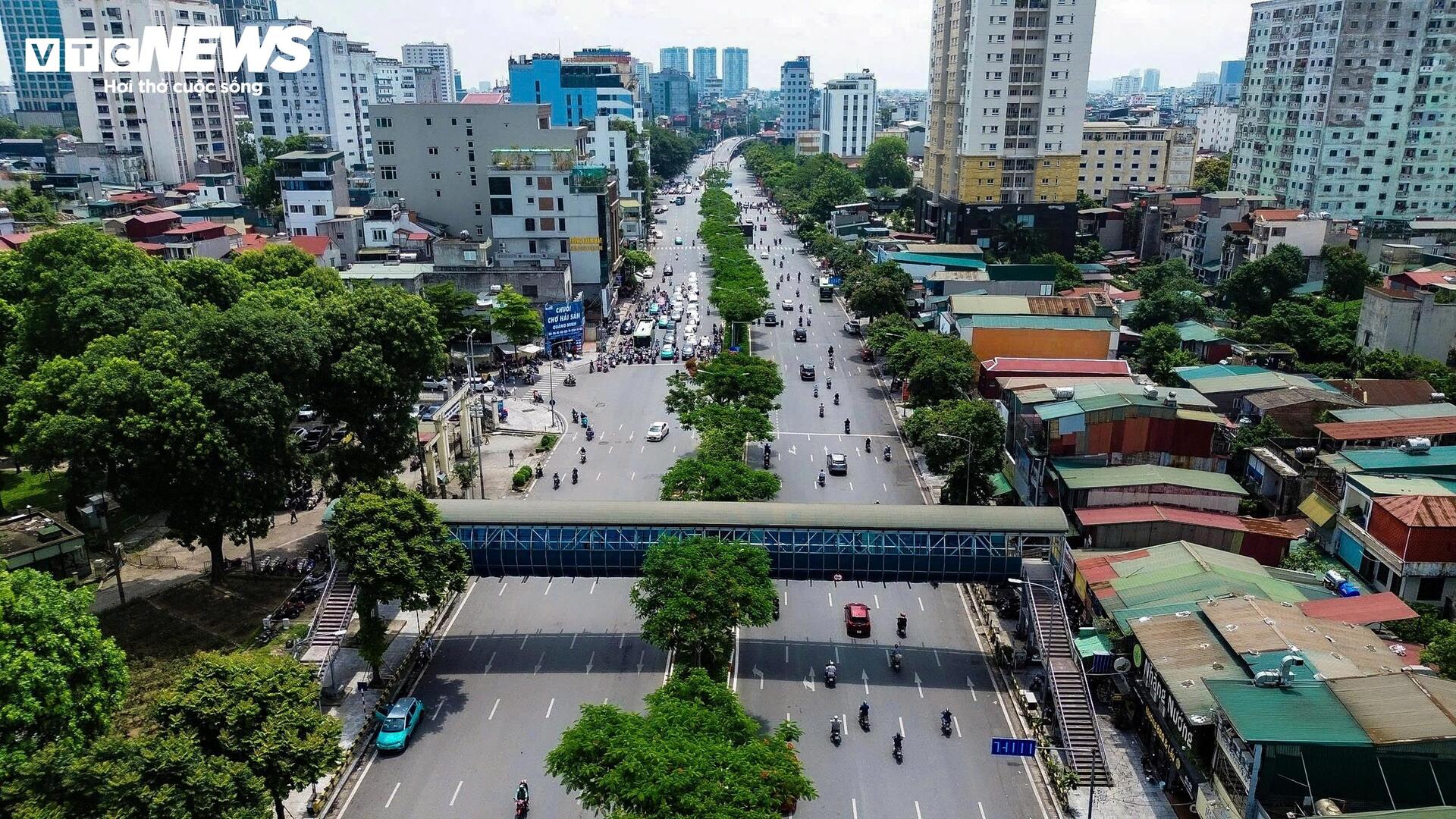 Cận cảnh tuyến đường Vành đai 1 cấm xe máy xăng từ tháng 7/2026 - 14