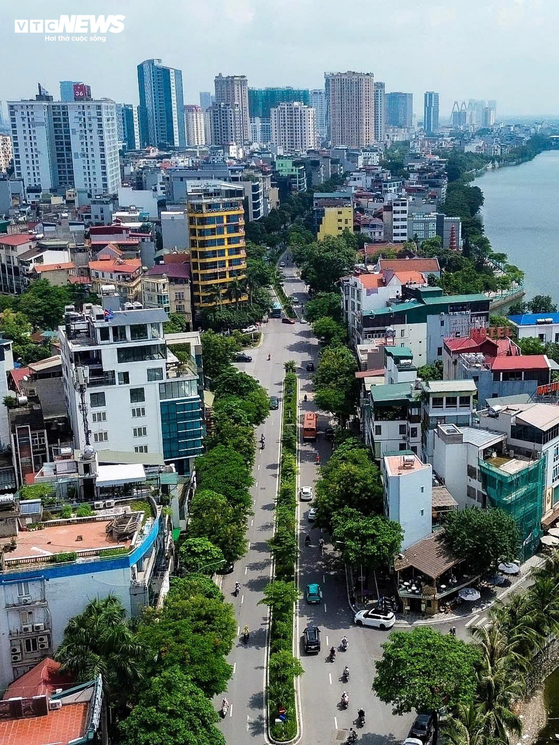 Cận cảnh tuyến đường Vành đai 1 cấm xe máy xăng từ tháng 7/2026 - 7