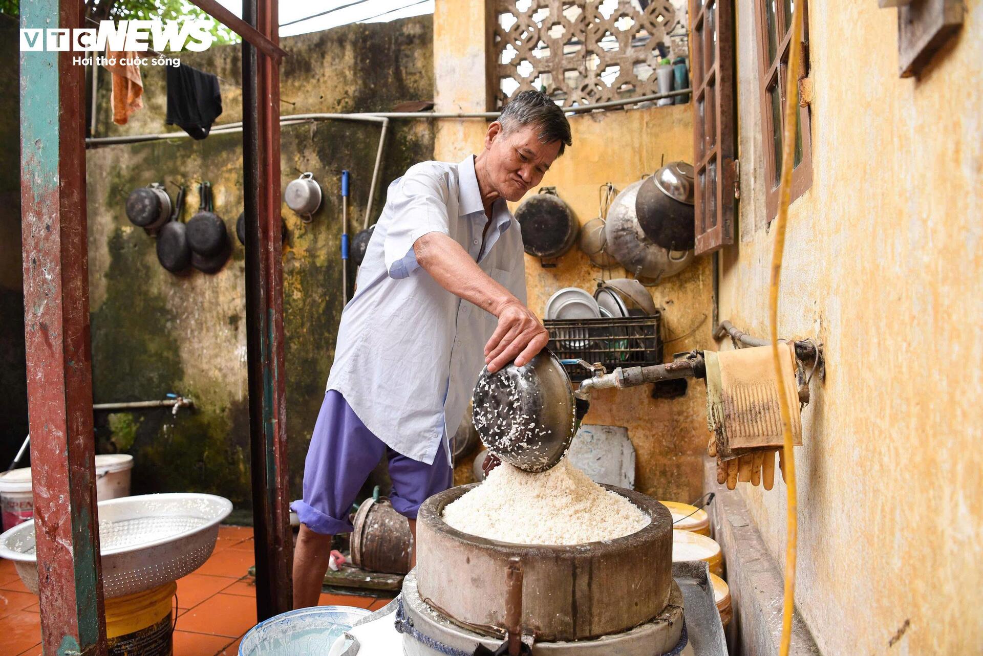 Khám phá nghề truyền thống bánh đa nem Thổ Hà ở Bắc Ninh - 8