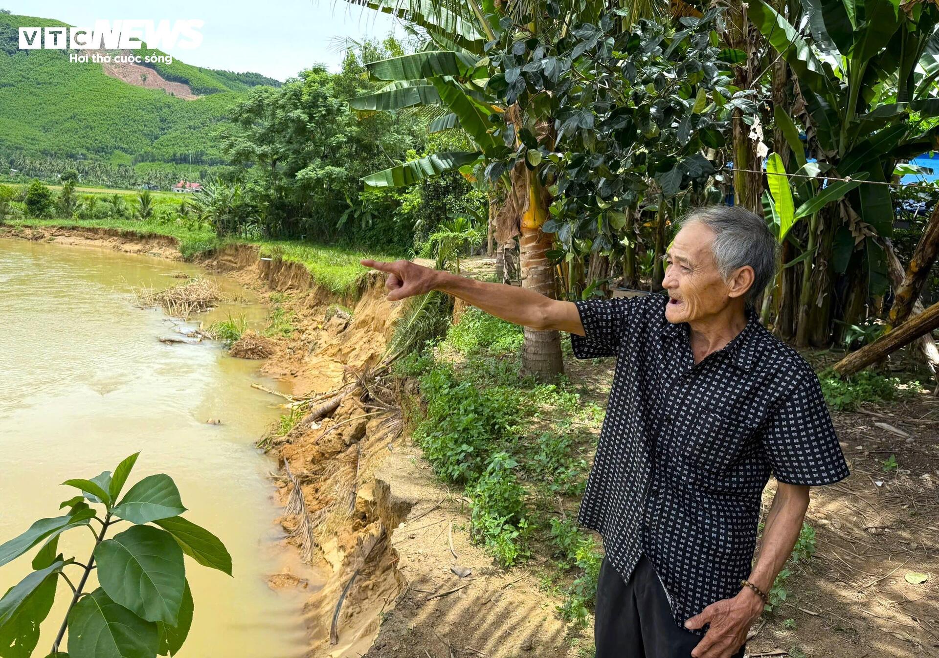Sống chơi vơi bên mép sông, người dân Gia Lai thấp thỏm lo ‘hà bá’ nuốt nhà - 6