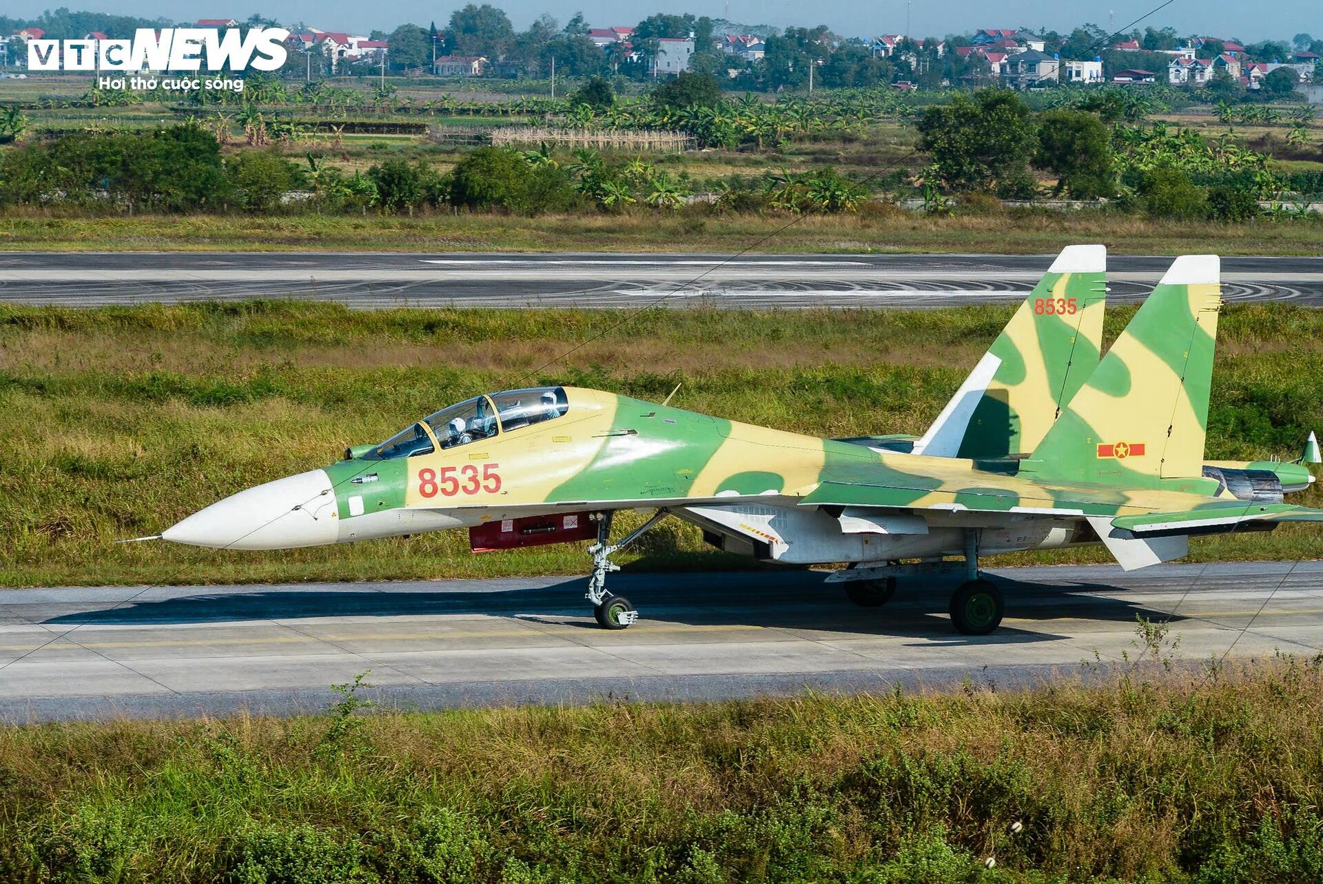 Một ngày thầm lặng của kỹ thuật viên không quân bên chiến đấu cơ Su-30MK2 - 14