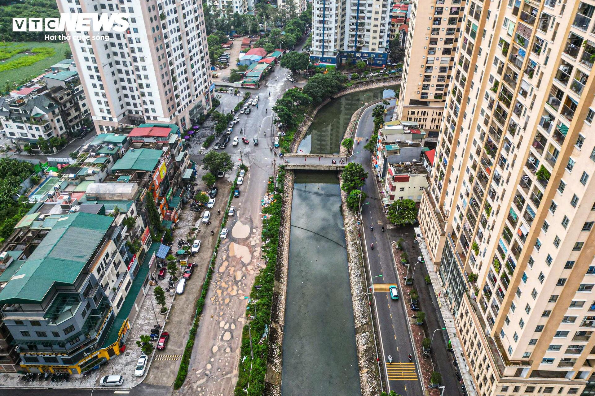 Cận cảnh 4 'dòng sông chết' ở nội đô Hà Nội sắp được hồi sinh - 20