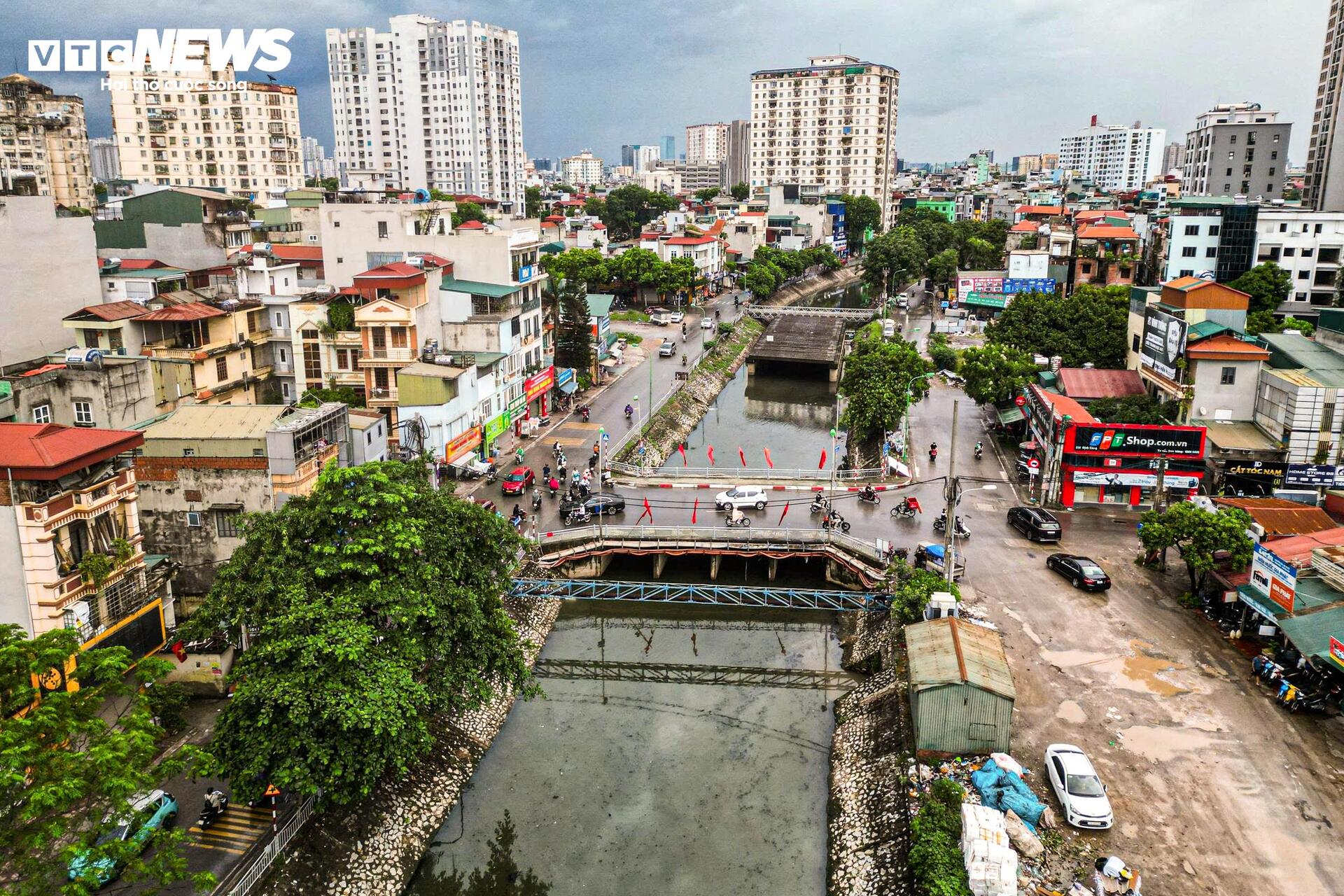 Cận cảnh 4 'dòng sông chết' ở nội đô Hà Nội sắp được hồi sinh - 16