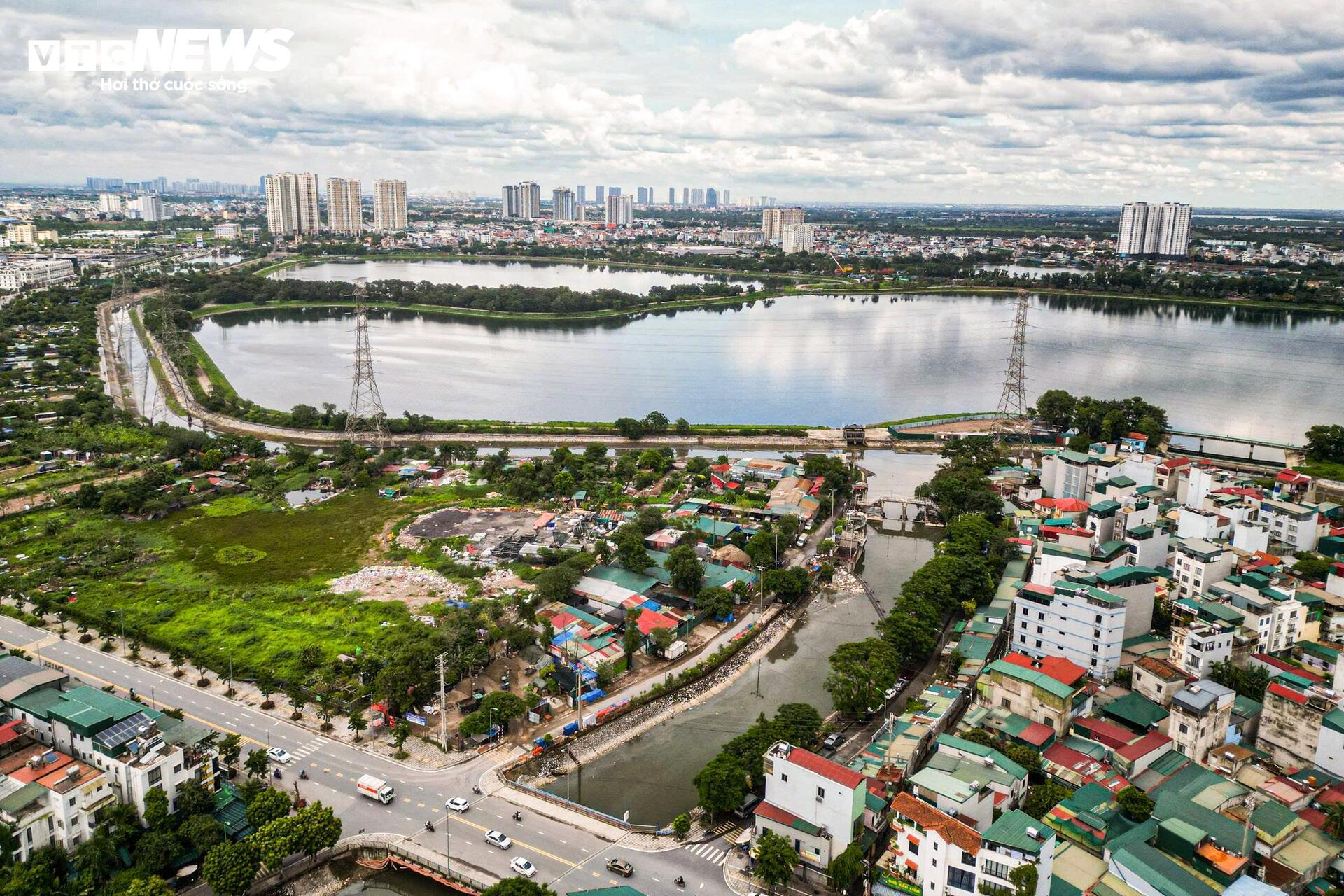 Cận cảnh 4 'dòng sông chết' ở nội đô Hà Nội sắp được hồi sinh - 9