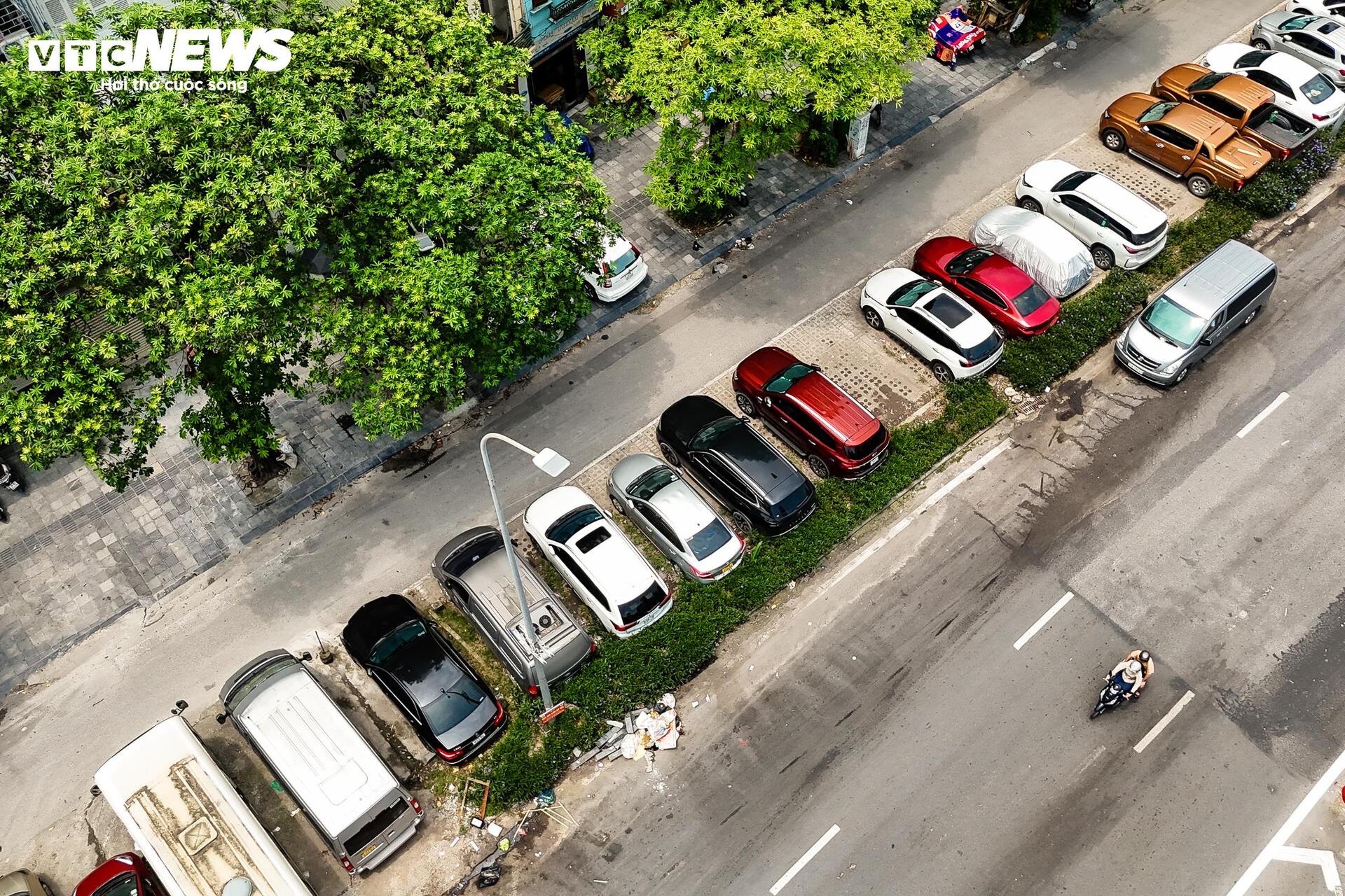 Hiện trạng 4 vị trí dự kiến làm bãi đỗ, trạm sạc xe điện ở Hà Nội - 13