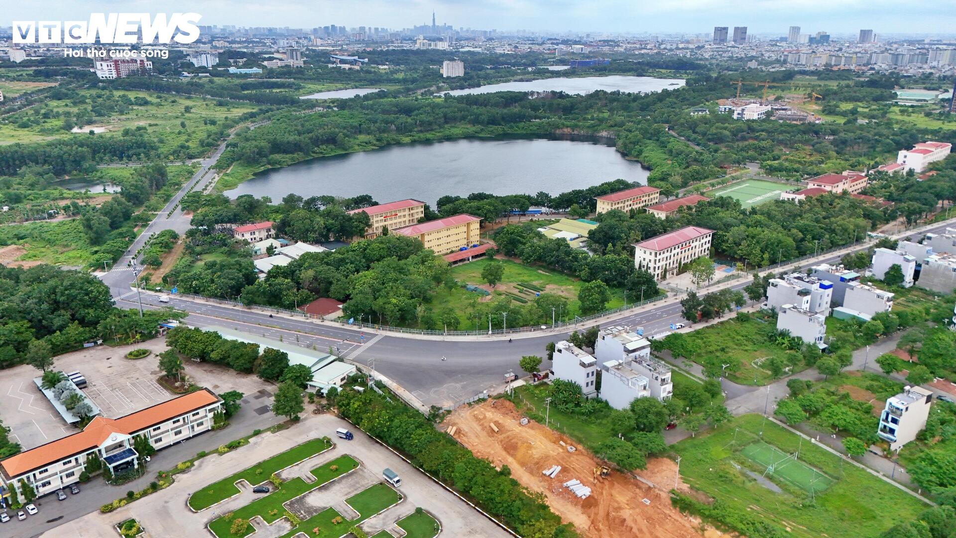 Cận cảnh tuyến đường 'giải cứu' loạt điểm nóng ùn tắc ở cửa ngõ TP.HCM - 12
