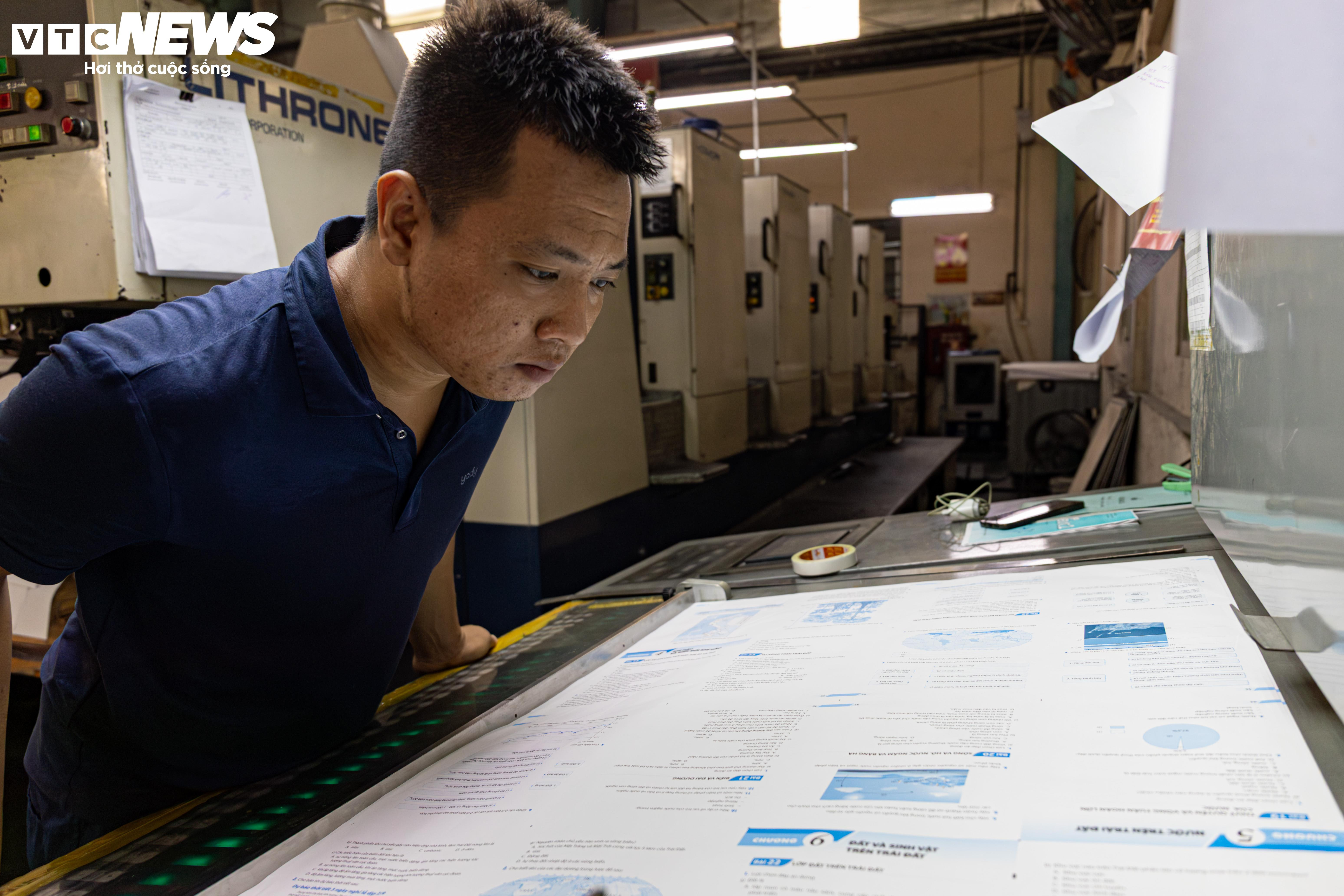 NXB Giáo dục Việt Nam về đích sớm sản xuất SGK cho năm học mới - 12