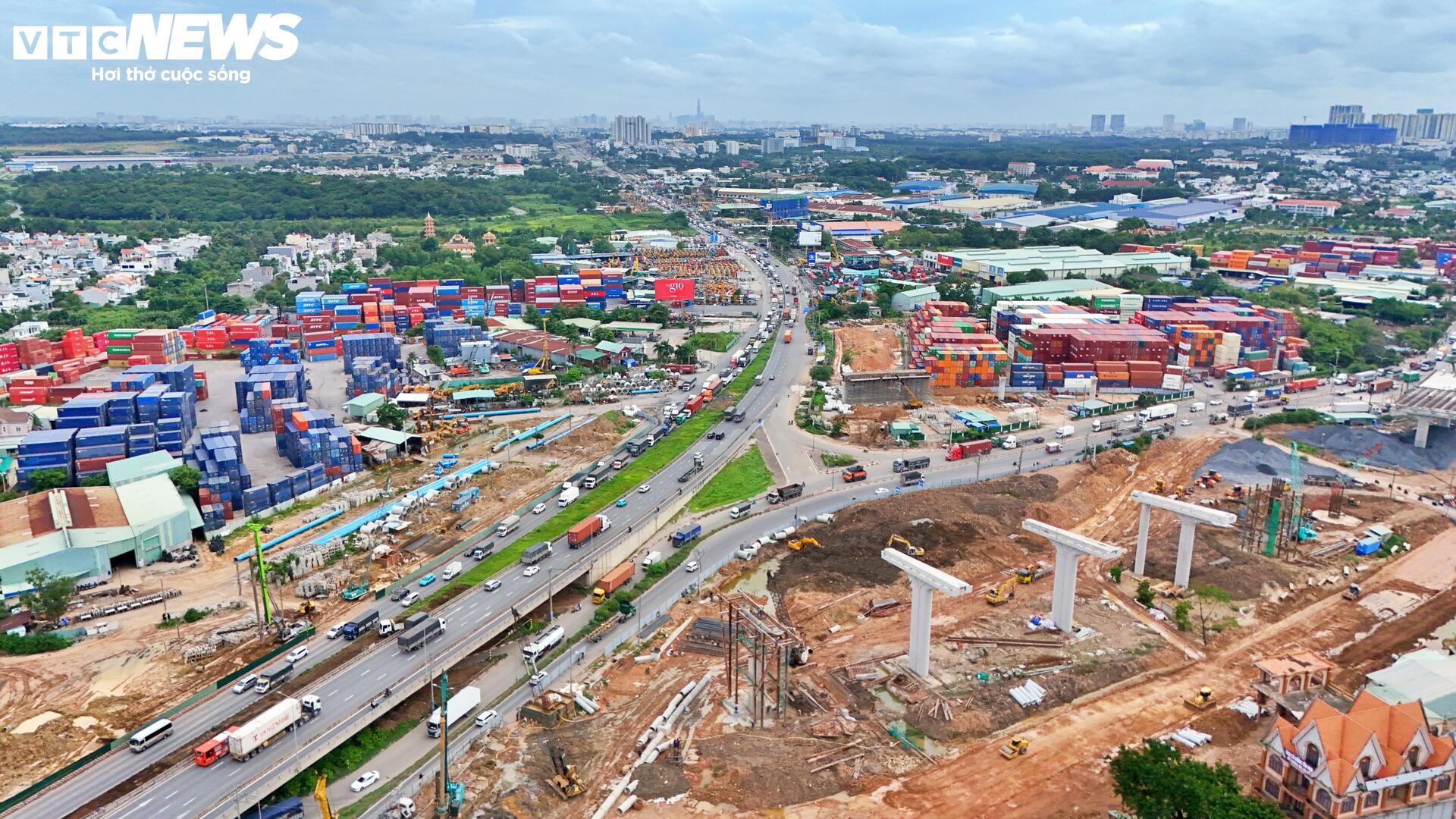Cận cảnh 'đại công trường' nút giao phức tạp nhất Vành đai 3 - 1