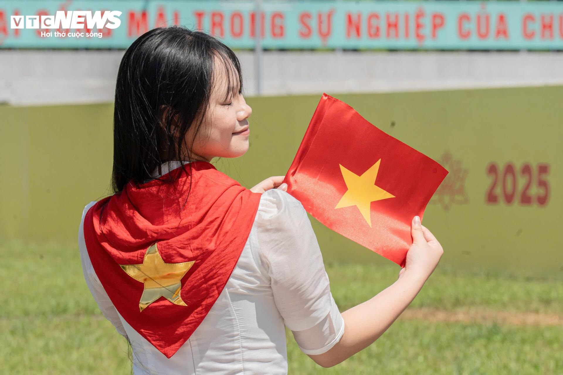 Dậy từ 4h sáng, nô nức check-in lăng Bác dịp kỷ niệm 80 năm Quốc khánh - 4