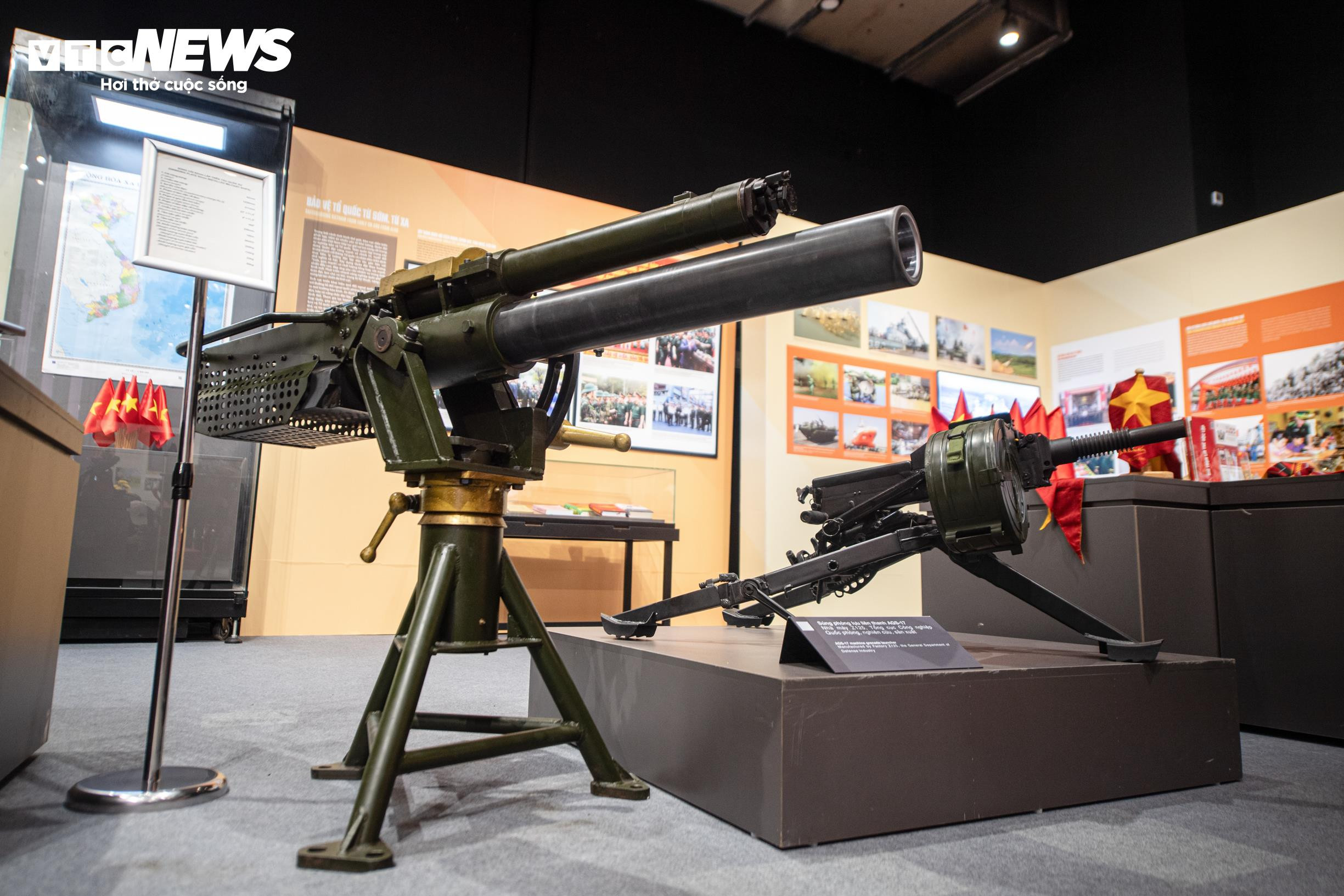 Triển lãm 'Giữ trọn lời thề độc lập' ứng dụng AR đưa lịch sử đến gần giới trẻ - 15