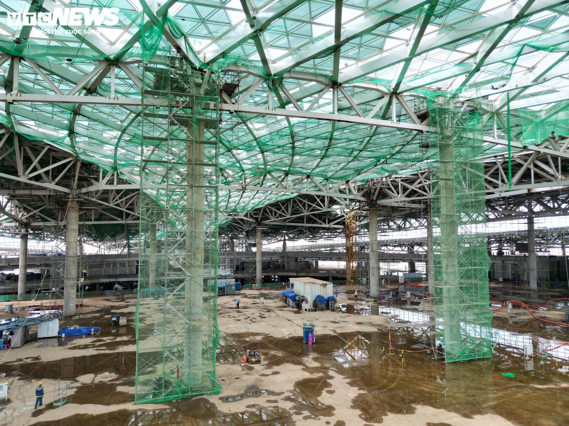 Tăng tốc thi công các hạng mục cuối bên trong nhà ga sân bay Long Thành - 4