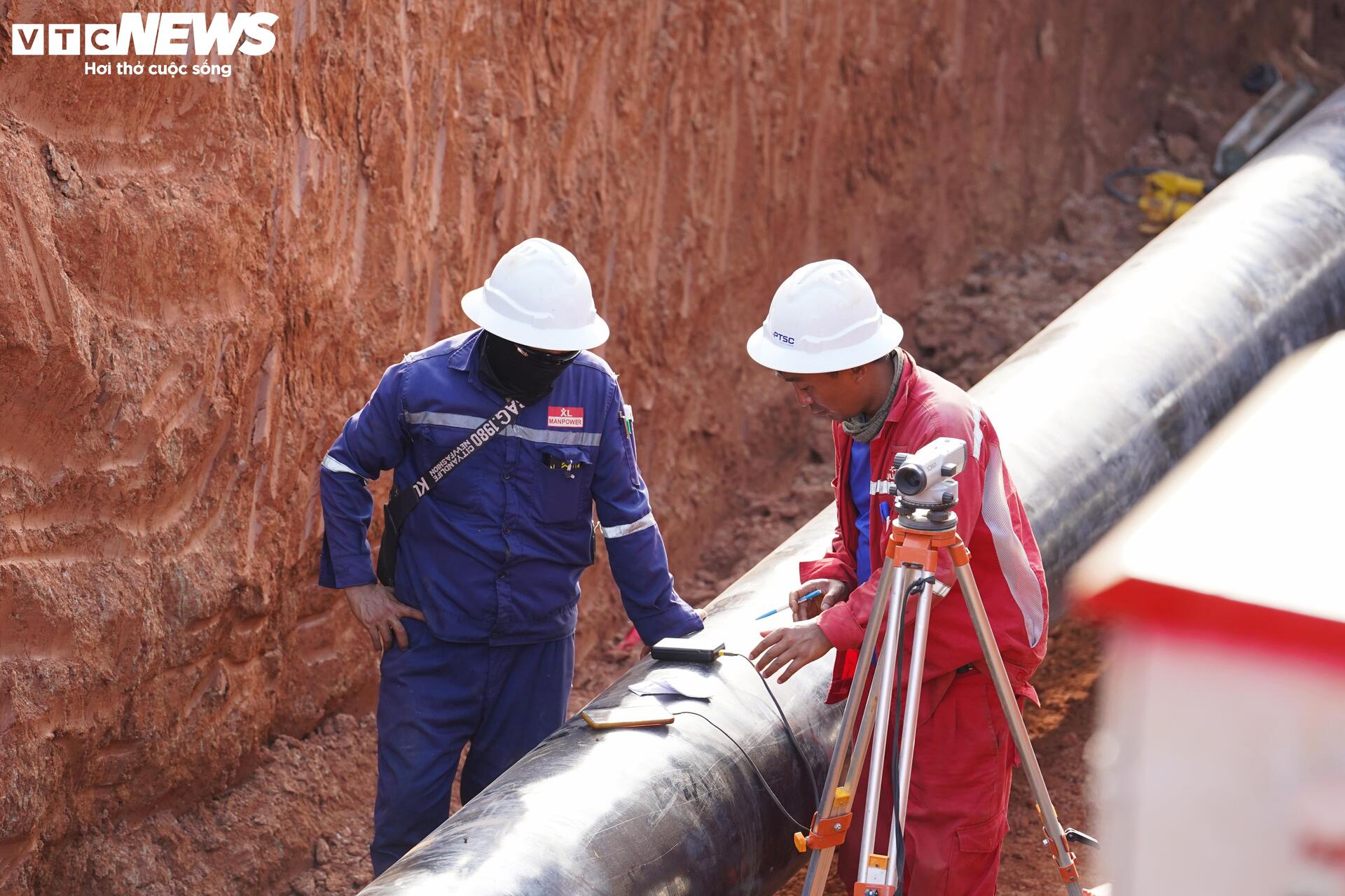 Tăng tốc thi công các hạng mục cuối bên trong nhà ga sân bay Long Thành - 16