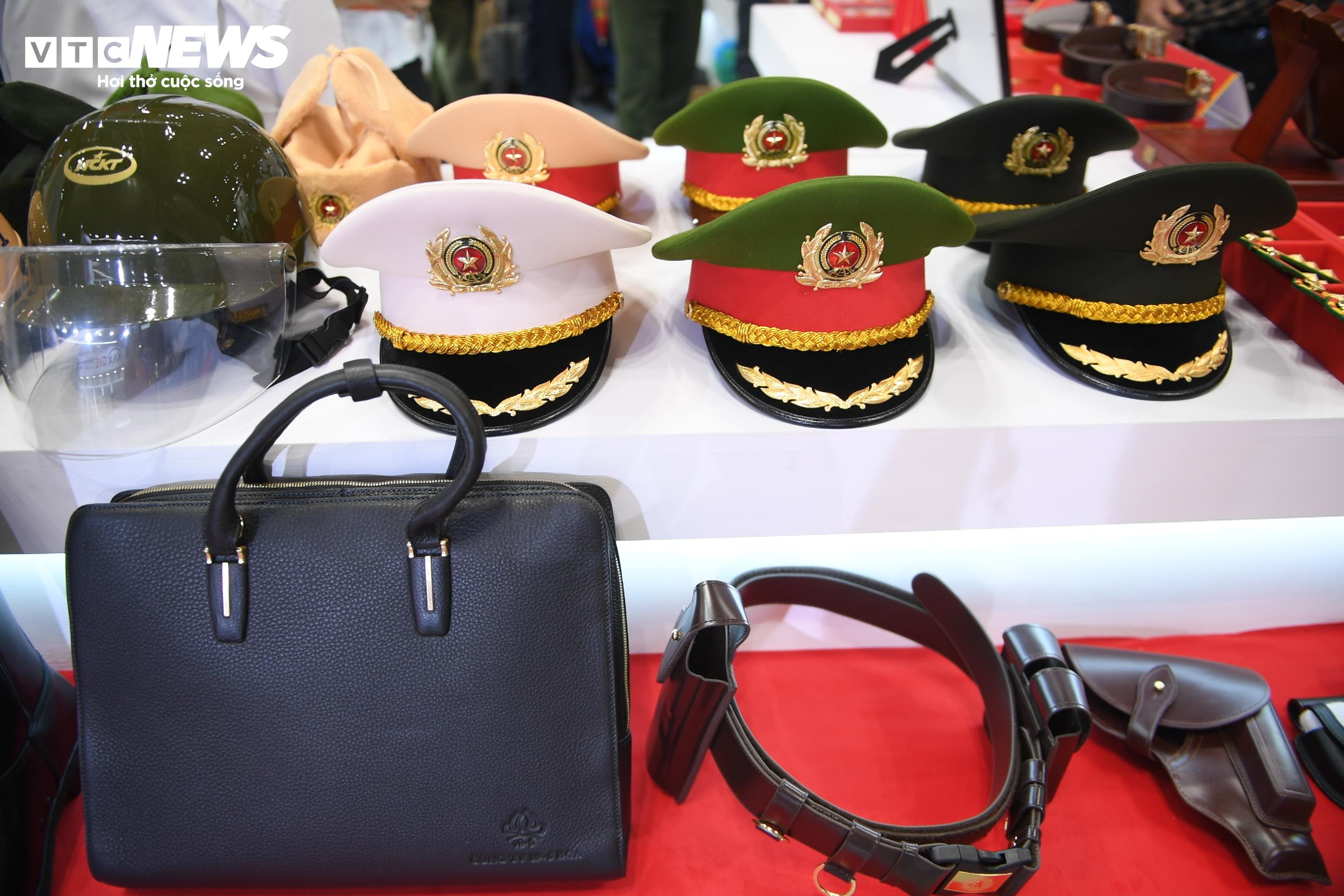 Thủ tướng dự diễn đàn PCCC, kêu gọi xây dựng xã hội an toàn, giảm rủi ro - 4