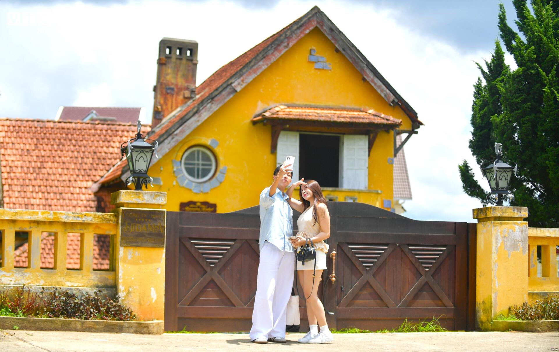 Hai mảnh đối lập của loạt biệt thự cổ được mệnh danh là 'báu vật' ở Đà Lạt - 13