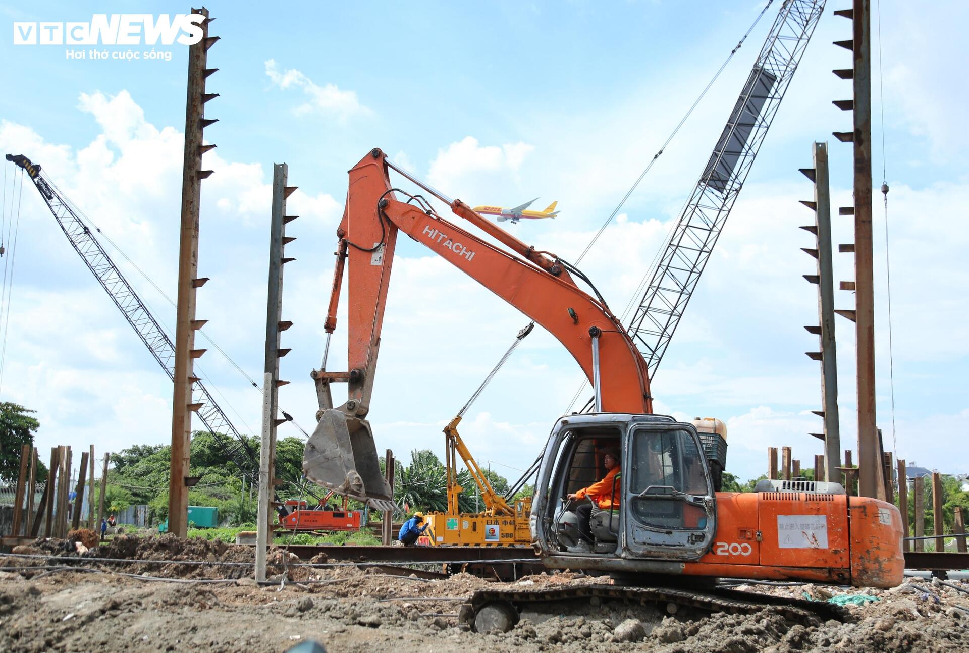 Đồng loạt thi công dự án cải tạo rạch ô nhiễm bậc nhất TP.HCM - 6