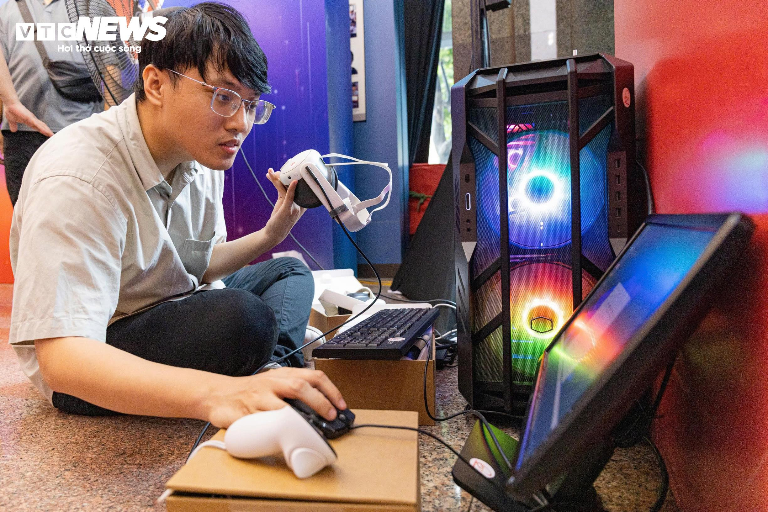 Không gian triển lãm VR 'Trở về thời khắc thiêng liêng' trước giờ G - 7