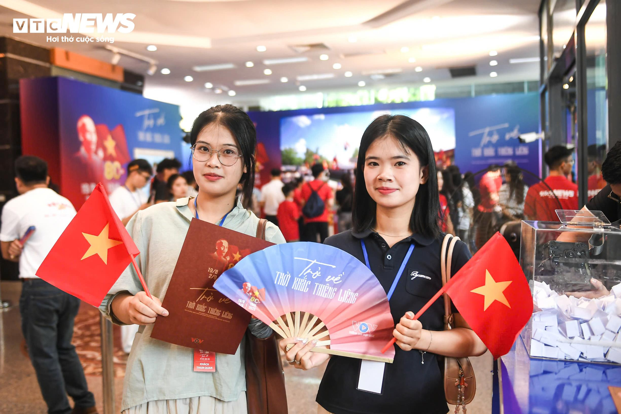 8.000 món quà ý nghĩa nối dài cảm xúc tại 'Trở về thời khắc thiêng liêng' - 9