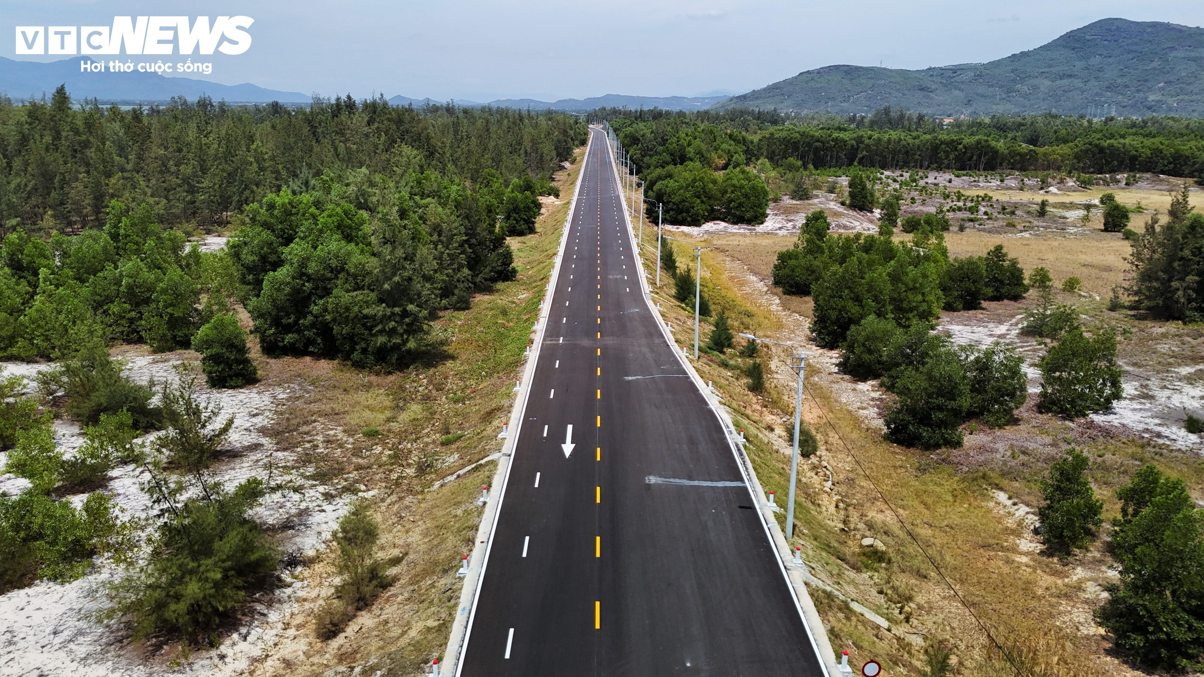 Khởi công, khánh thành hàng loạt dự án trọng điểm tại Gia Lai - 25