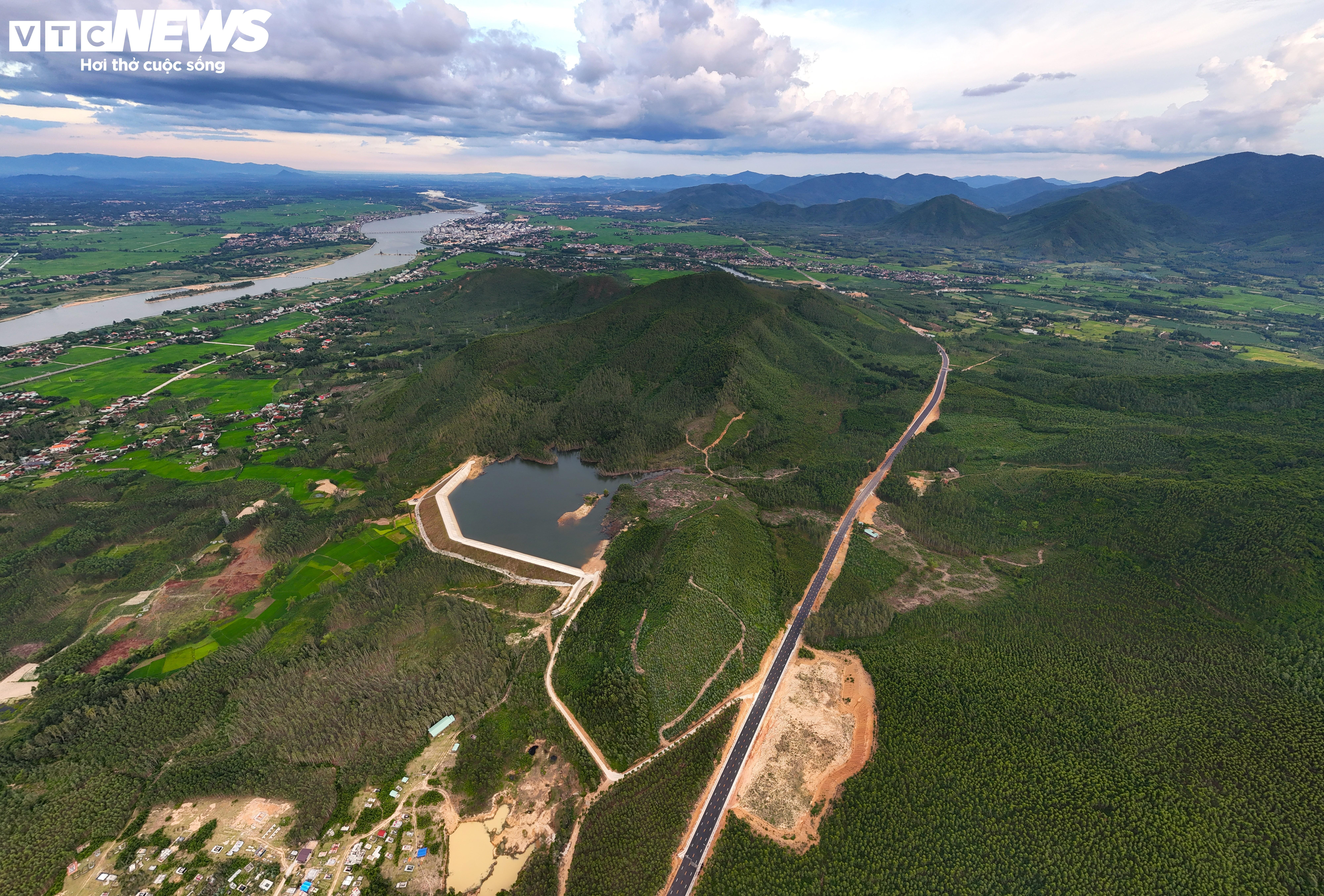 Khởi công, khánh thành hàng loạt dự án trọng điểm tại Gia Lai - 13