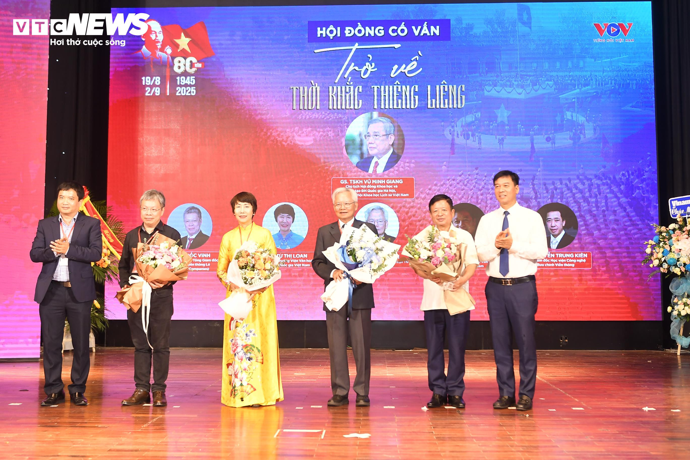 Toàn cảnh lễ công bố dự án trải nghiệm 'Trở về thời khắc thiêng liêng' - 10