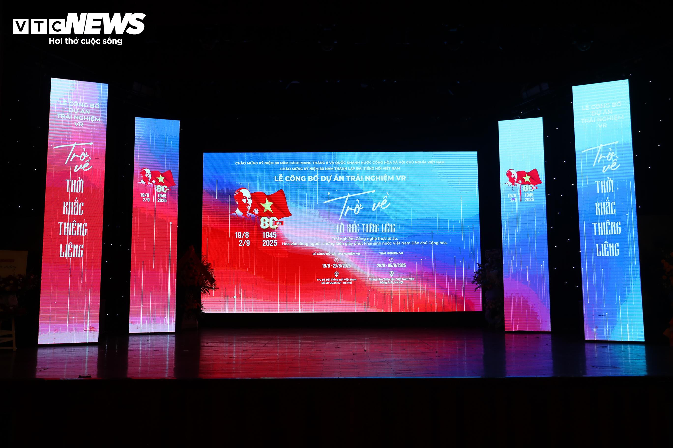Toàn cảnh lễ công bố dự án trải nghiệm 'Trở về thời khắc thiêng liêng' - 1