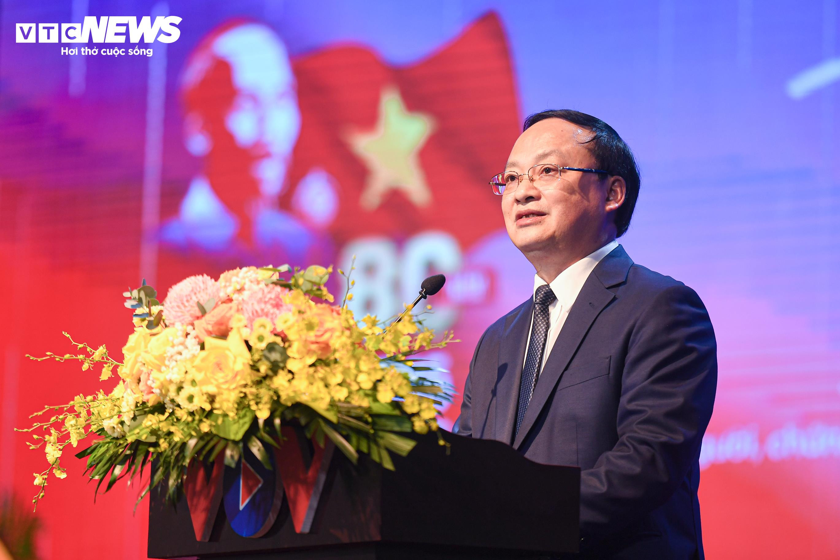 Toàn cảnh lễ công bố dự án trải nghiệm 'Trở về thời khắc thiêng liêng' - 4