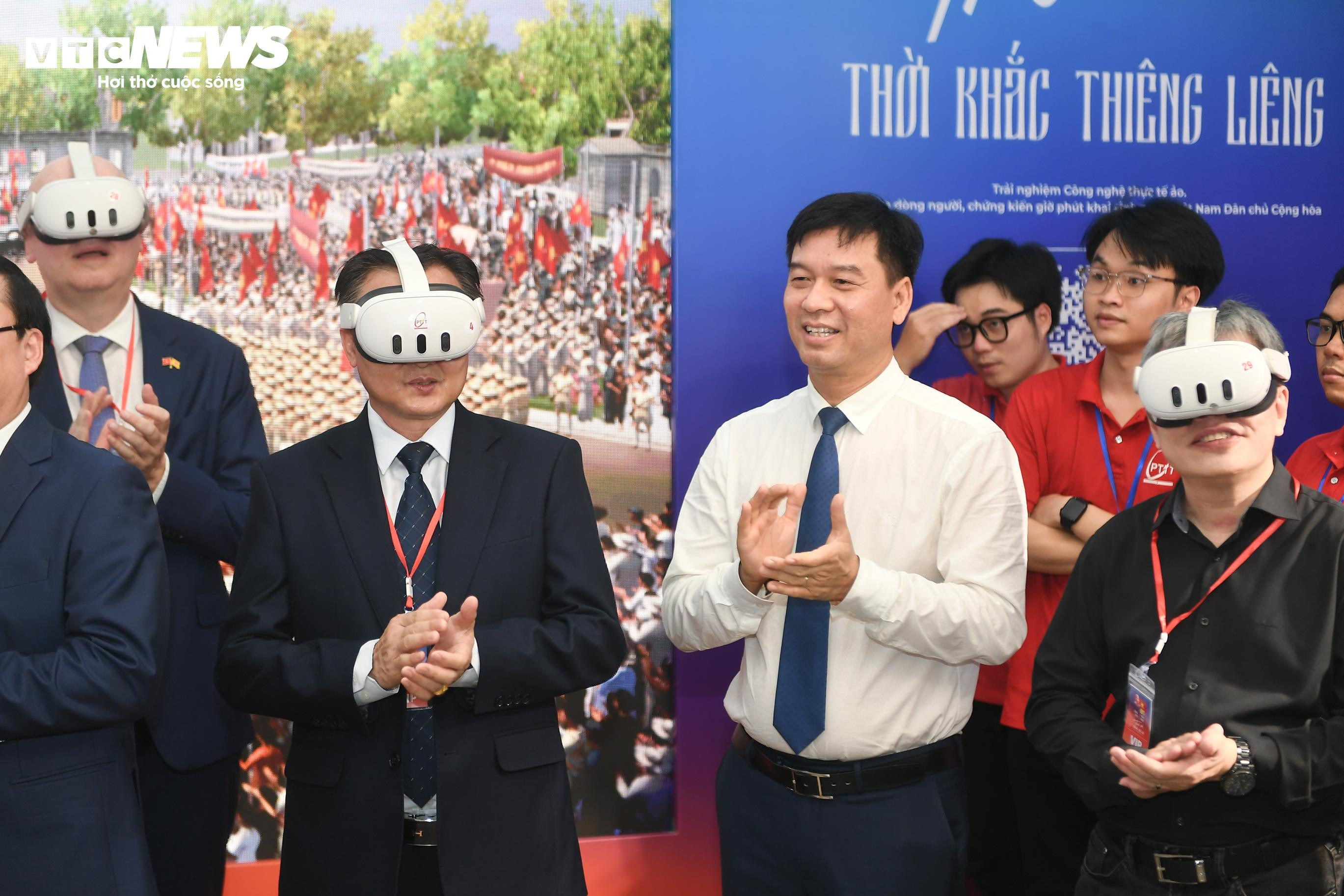 Toàn cảnh lễ công bố dự án trải nghiệm 'Trở về thời khắc thiêng liêng' - 15