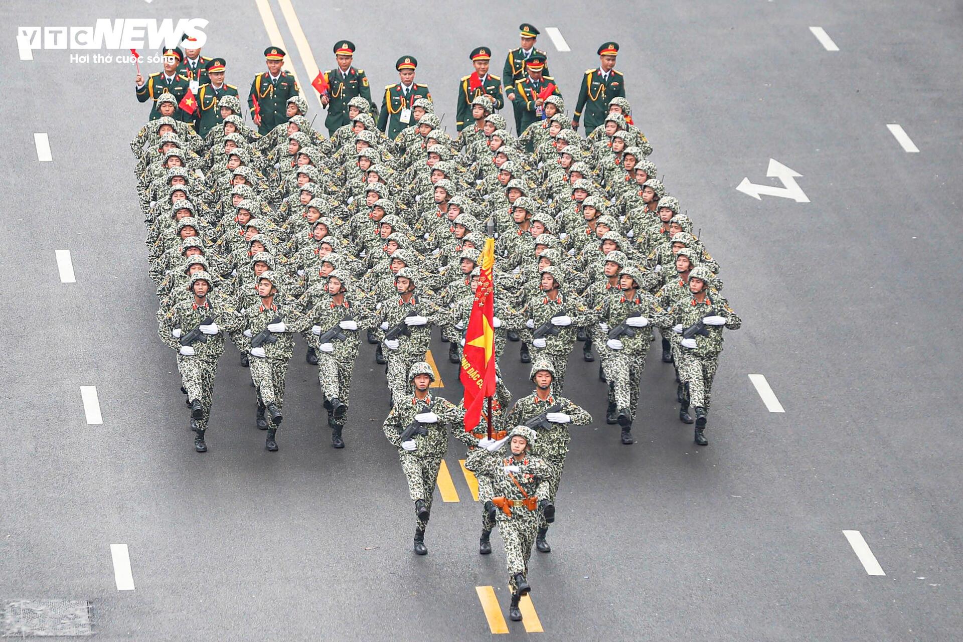 Hùng tráng bước quân hành, Quảng trường Ba Đình bừng khí thế ngày tổng duyệt - 5