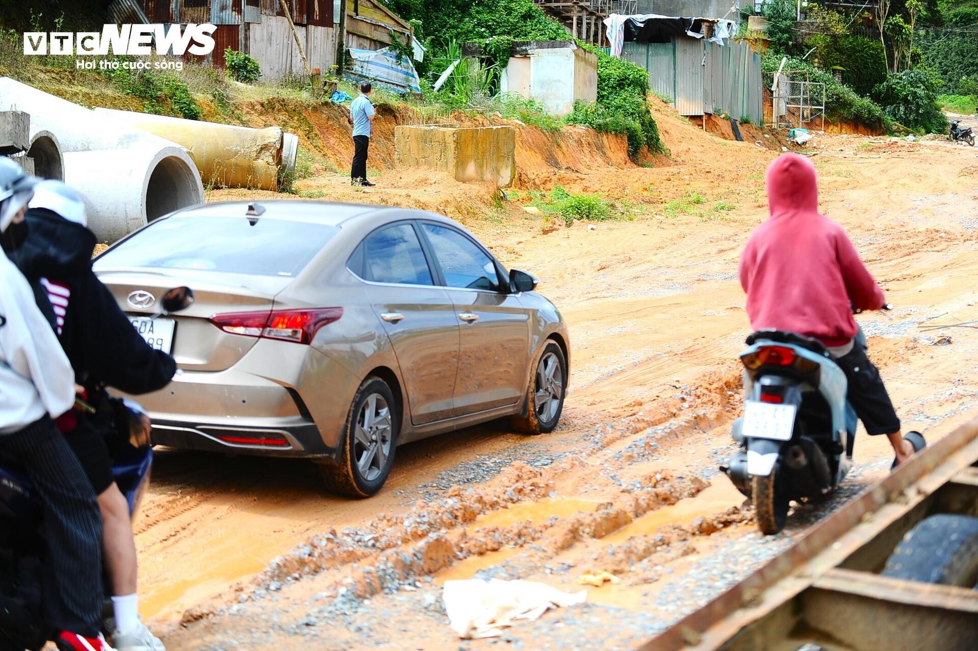 Cung đường 7,4km đẹp nhất Đà Lạt thi công gần 5 năm chưa xong - 8