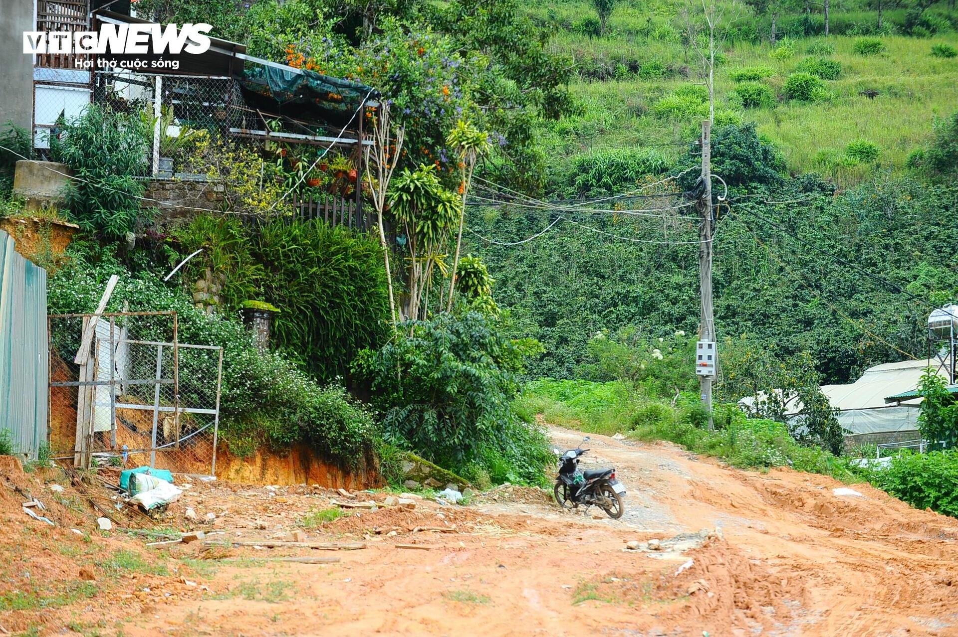 Cung đường 7,4km đẹp nhất Đà Lạt thi công gần 5 năm chưa xong - 7