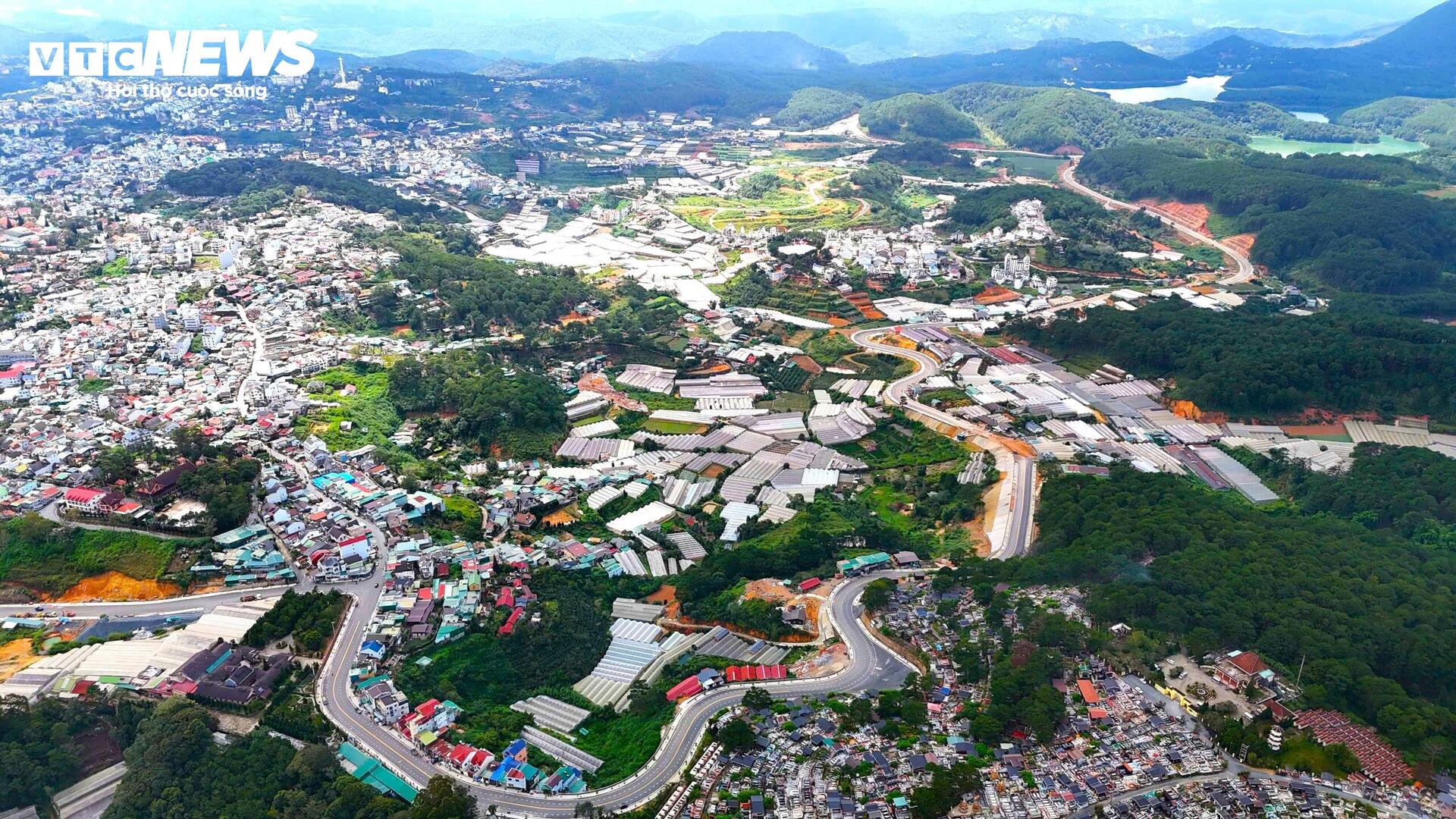 Cung đường 7,4km đẹp nhất Đà Lạt thi công gần 5 năm chưa xong - 1